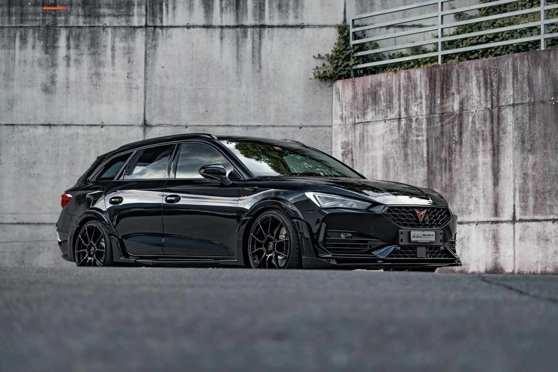 CUPRA JE LEON ST Widebody RS 310PS 4Drive DSG-image-11