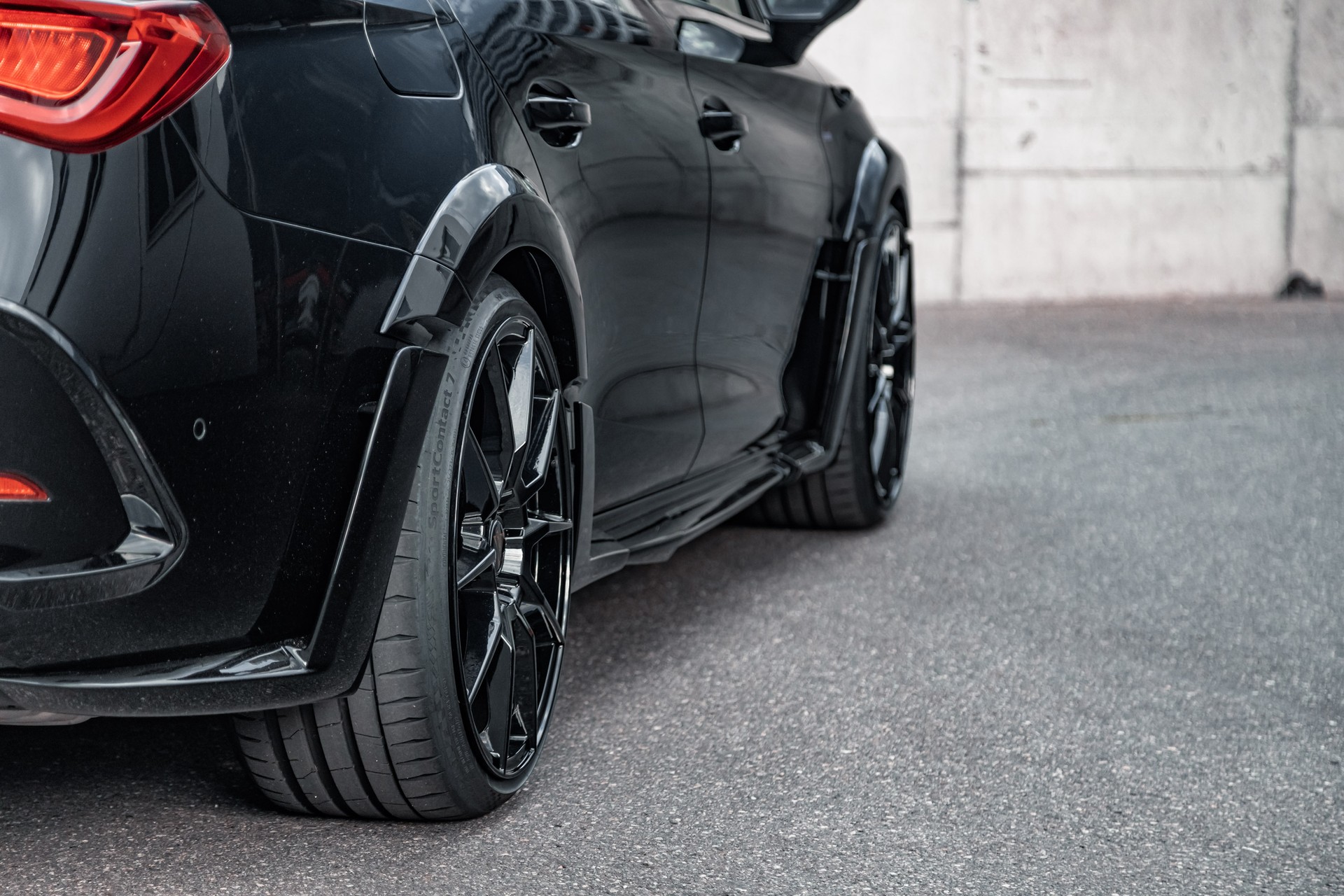 CUPRA JE LEON ST Widebody RS 310PS 4Drive DSG-image-15