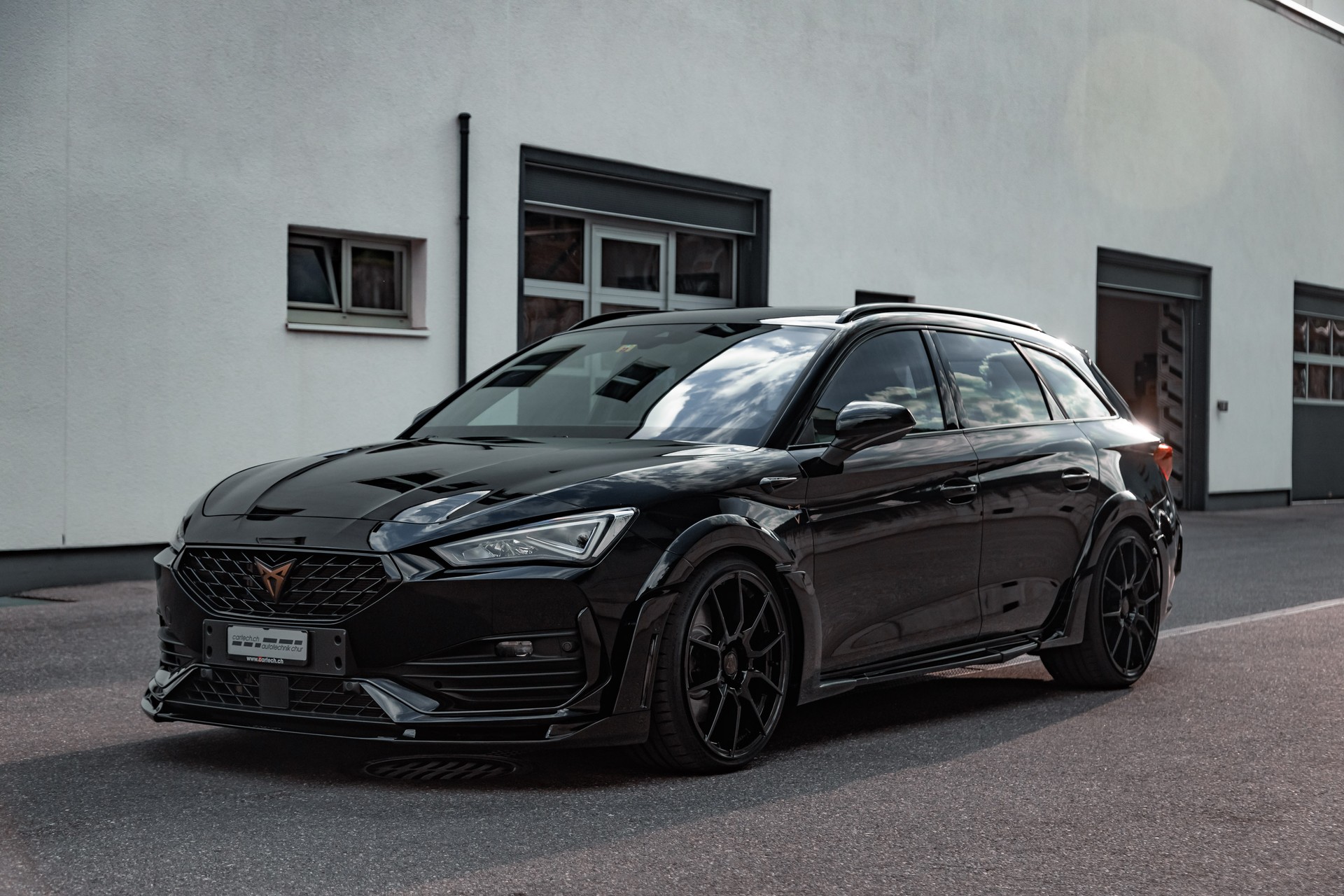 CUPRA JE LEON ST Widebody RS 310PS 4Drive DSG-image-5