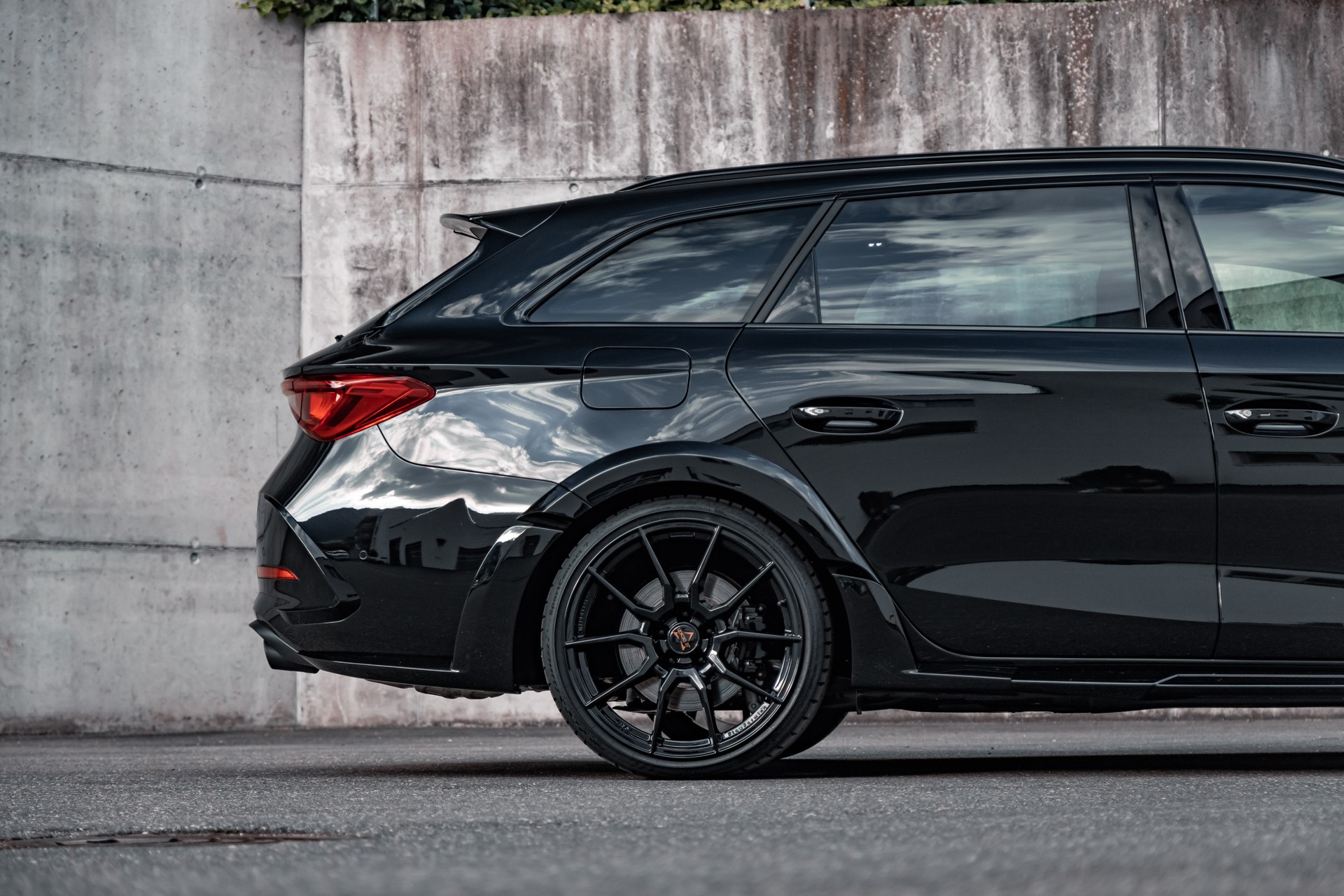 CUPRA JE LEON ST Widebody RS 310PS 4Drive DSG-image-8