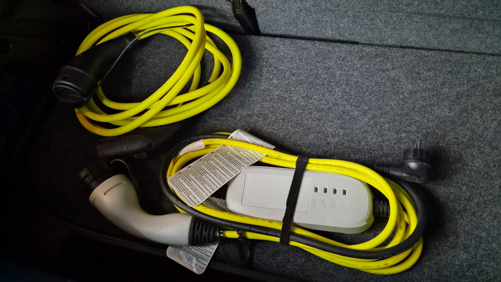 SEAT Mii electric PLUS-image-15