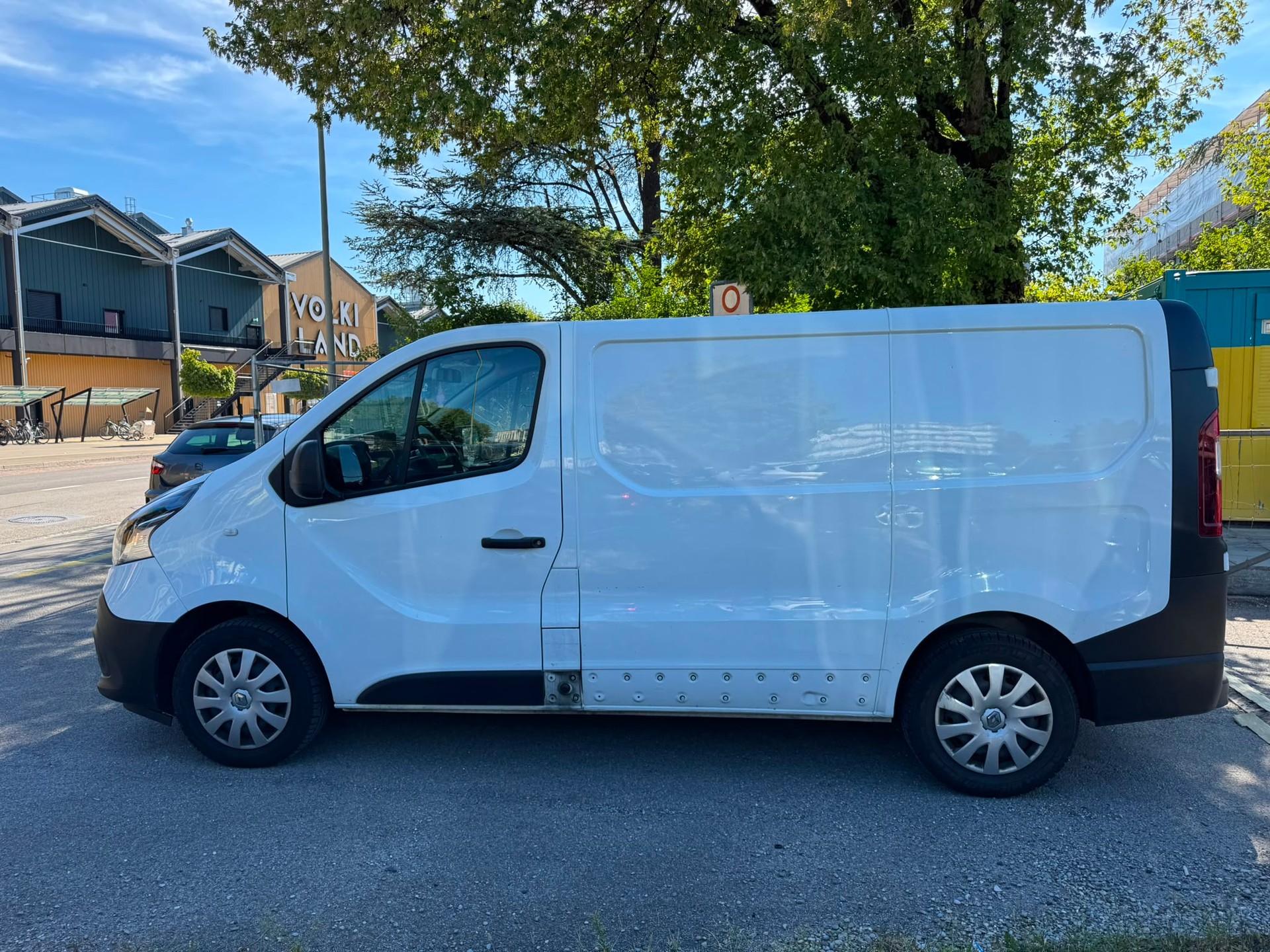 RENAULT Trafic 2.0 Energy dCi 120 3.0t Access L1H1-image-8