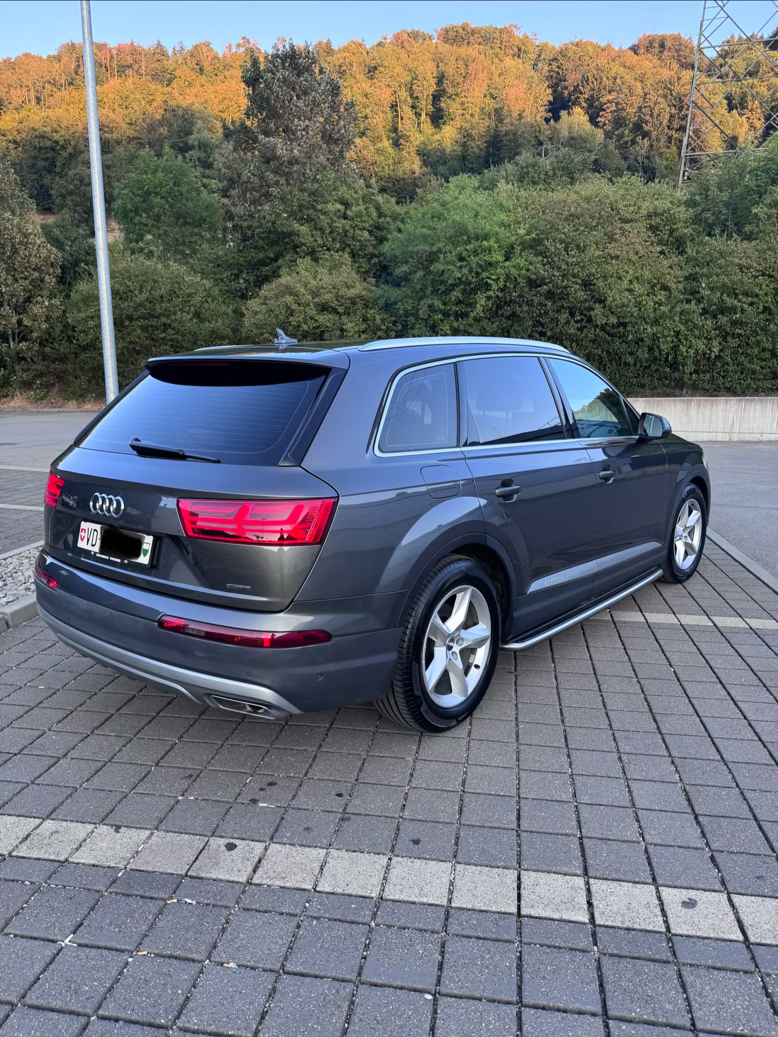 AUDI 3.0 V6 TDI 272 quattro T-Tronic
