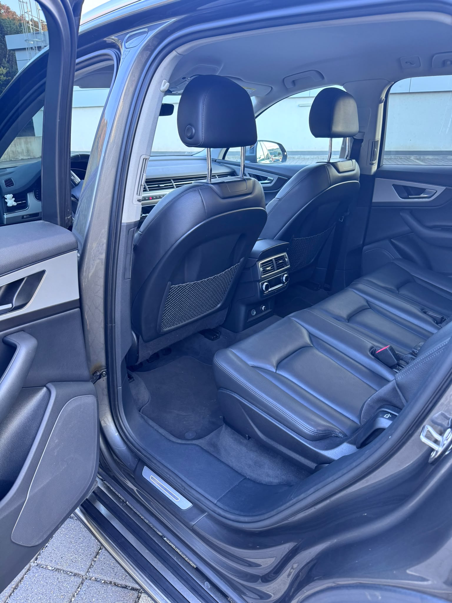 AUDI 3.0 V6 TDI 272 quattro T-Tronic-image-5