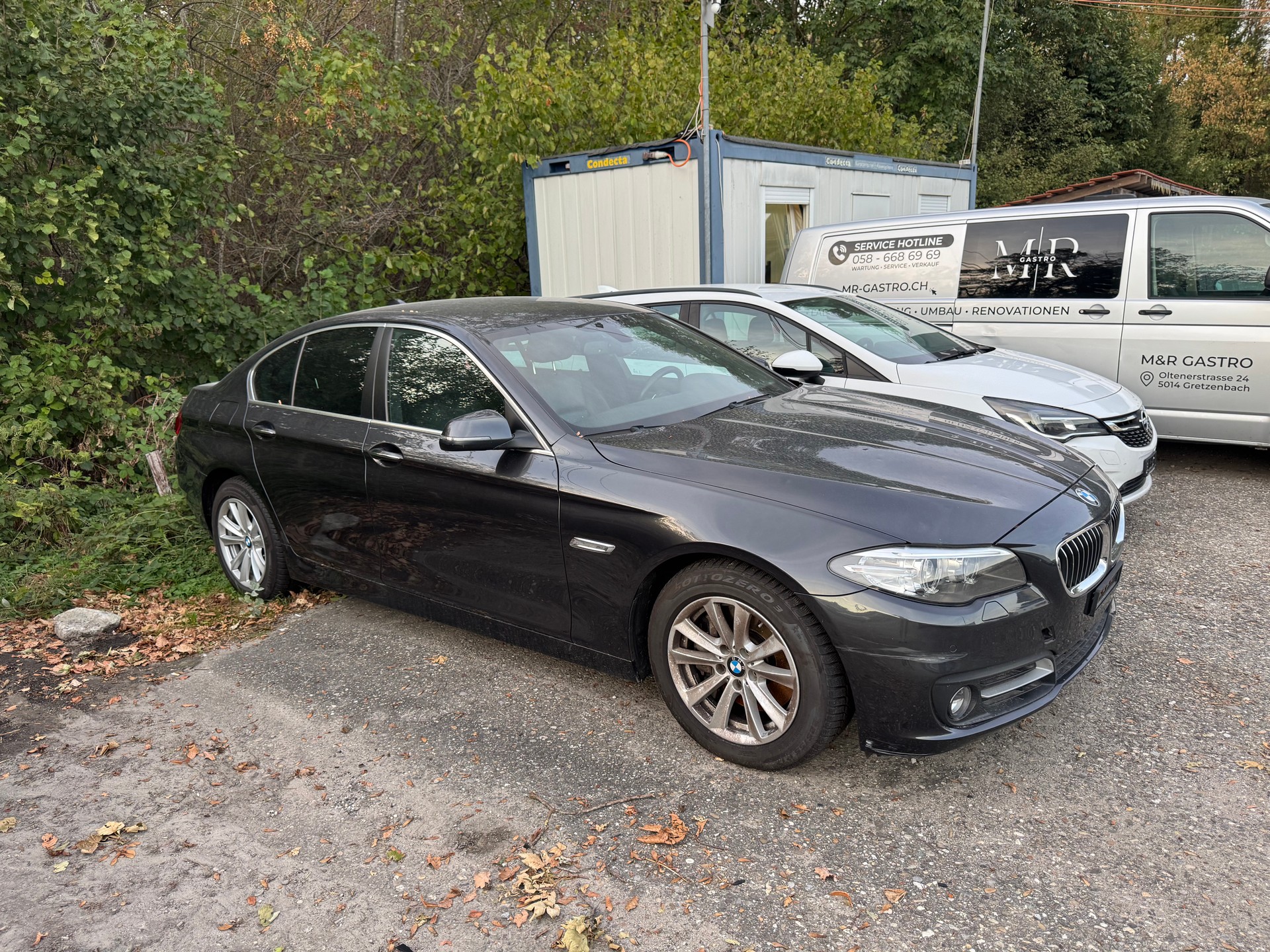 BMW 225-image-4