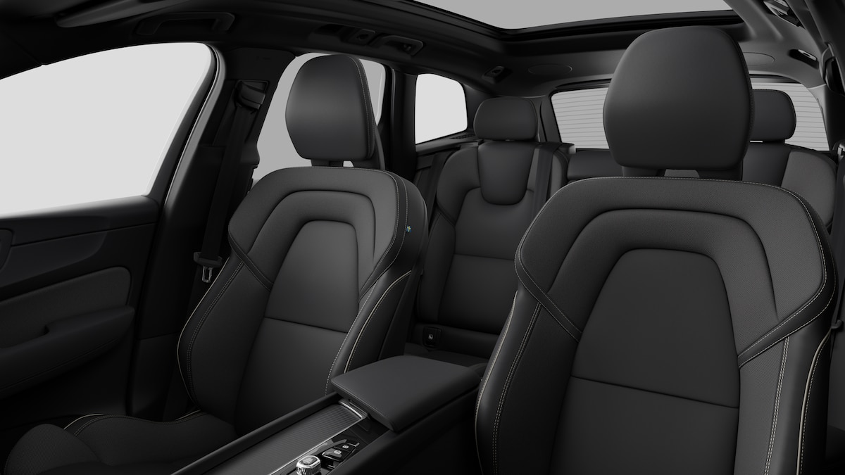 VOLVO XC60 2.0 B5 MH Black Edition AWD-image-10