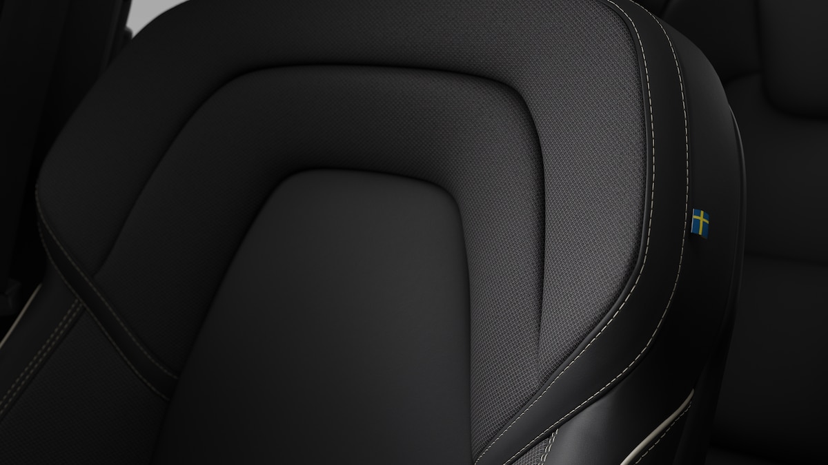 VOLVO XC60 2.0 B5 MH Black Edition AWD-image-11