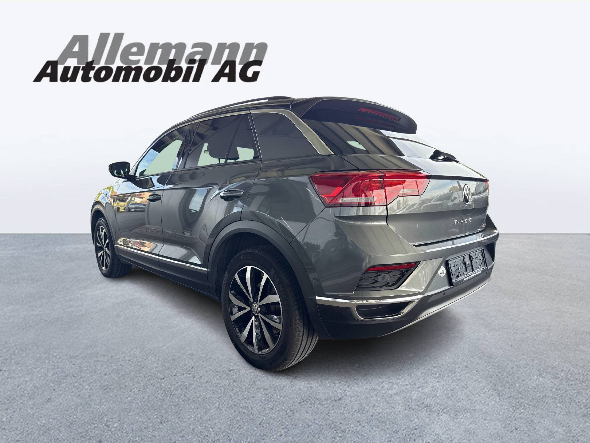 VW T-Roc 2.0 TSI Advance DSG 4motion-image-2