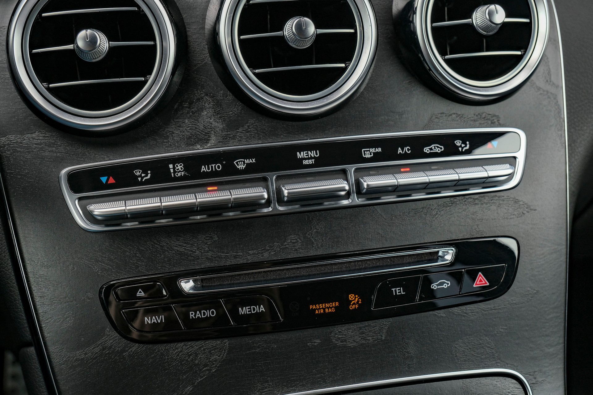 MERCEDES-BENZ GLC 250 Exclusive 4Matic 9G-Tronic-image-19