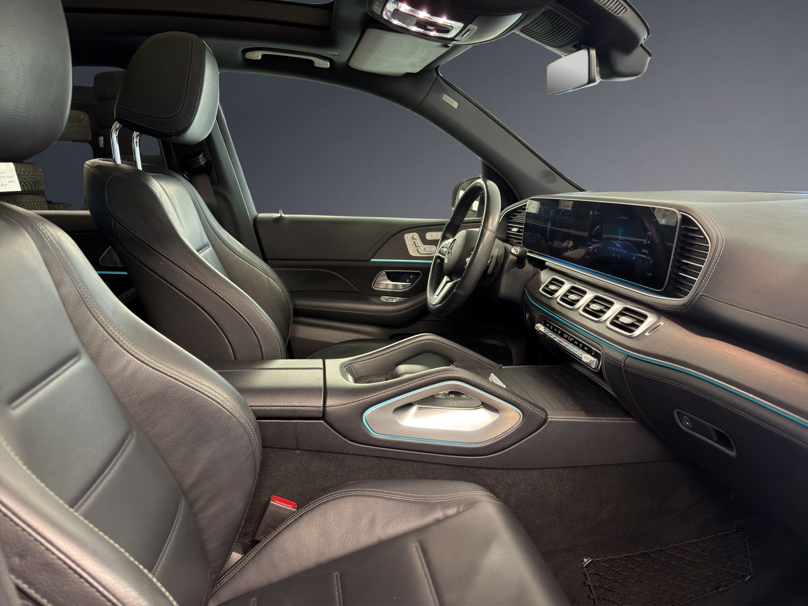 MERCEDES-BENZ GLE 300 d 4Matic-image-9
