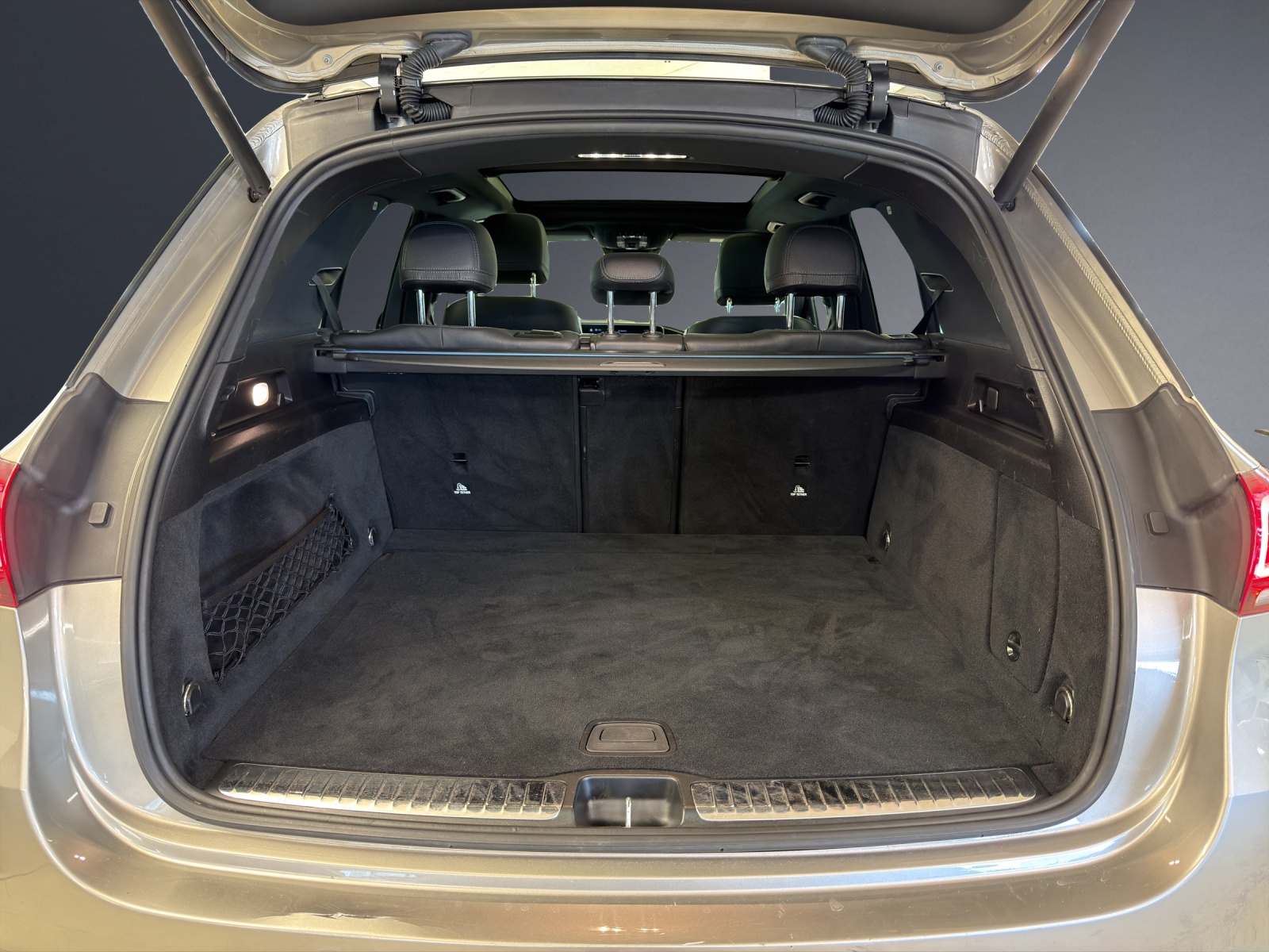 MERCEDES-BENZ GLE 300 d 4Matic-image-16