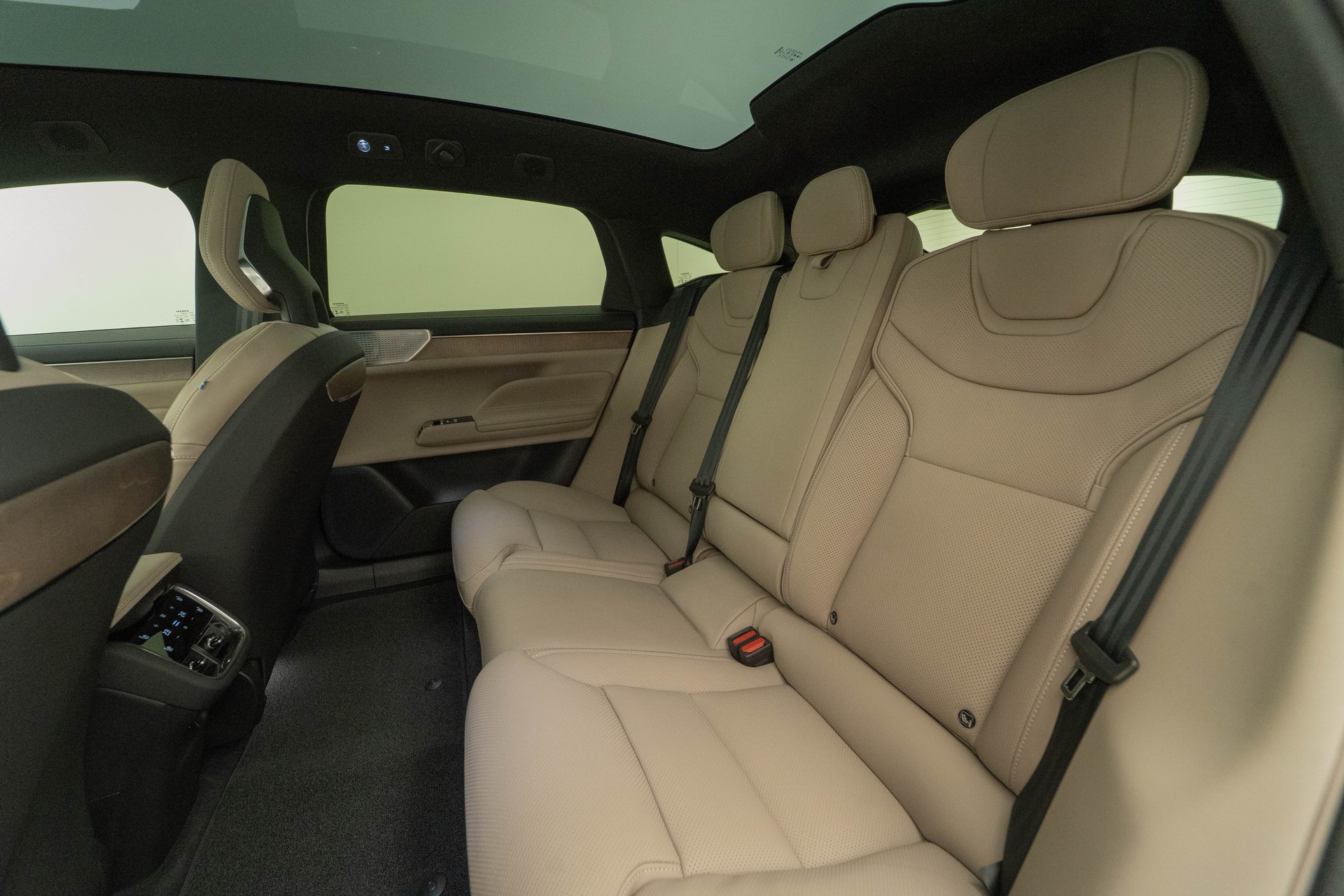 VOLVO ES90 Twin Ultra AWD-image-8