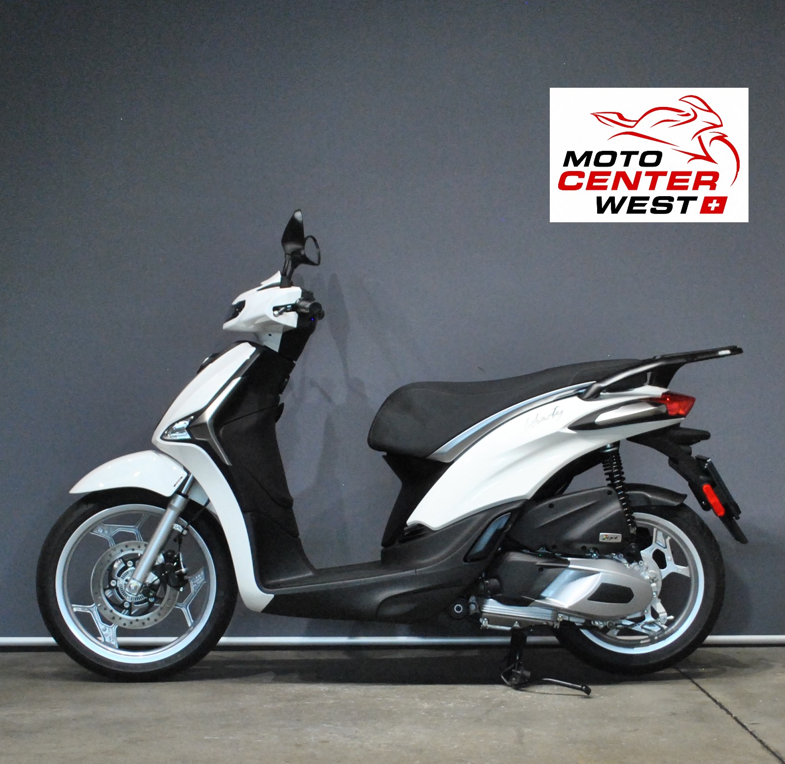 PIAGGIO Liberty 125 E5+-showroom-element-2