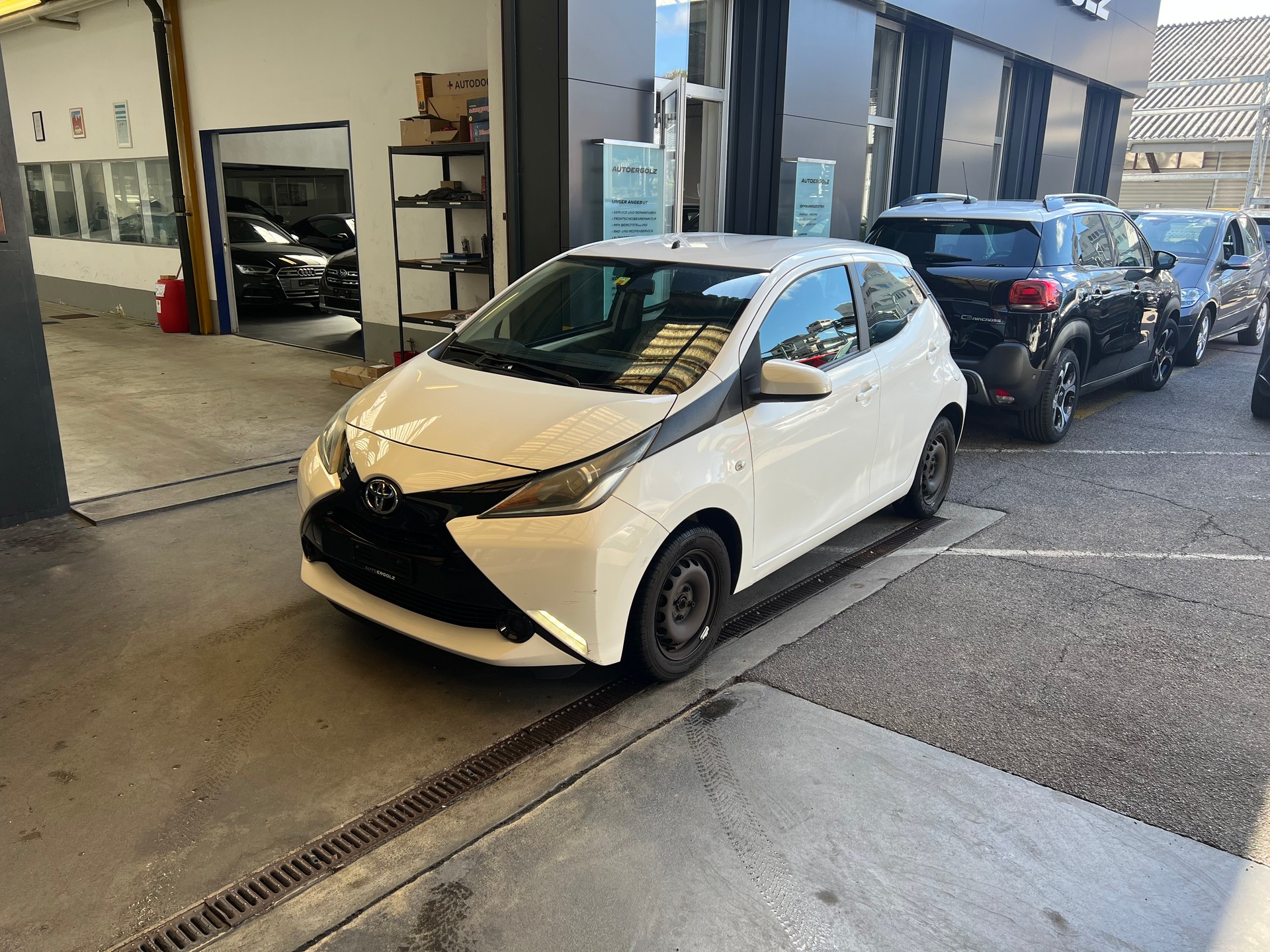 TOYOTA Aygo 1.0 VVT-i x-play MultiMode-image-0