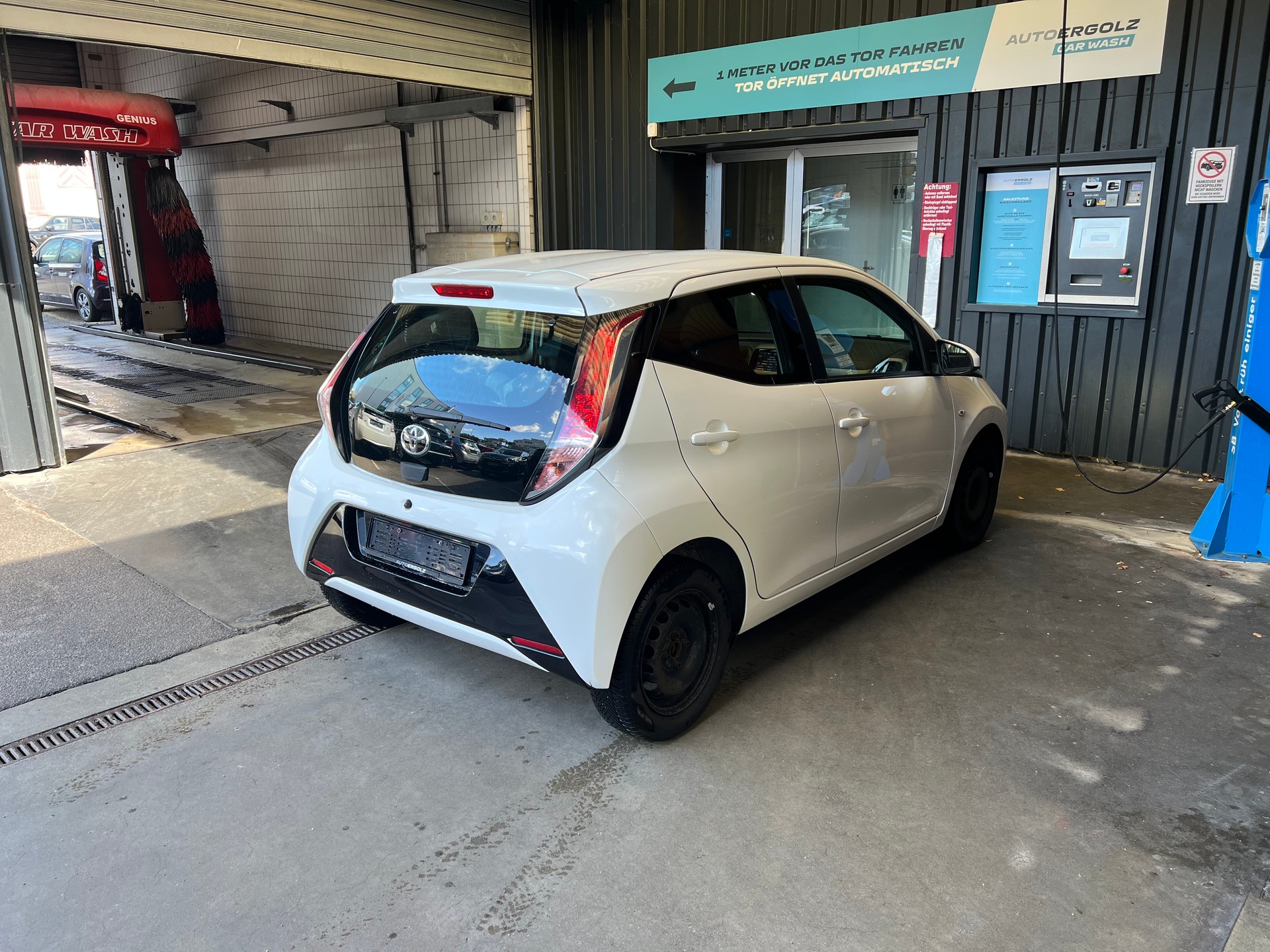 TOYOTA Aygo 1.0 VVT-i x-play MultiMode-image-3