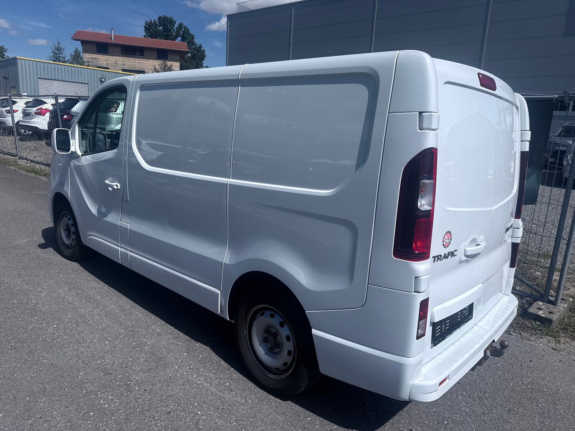 RENAULT Trafic 1.6 dCi 90 2.9t Business L1H1-image-2