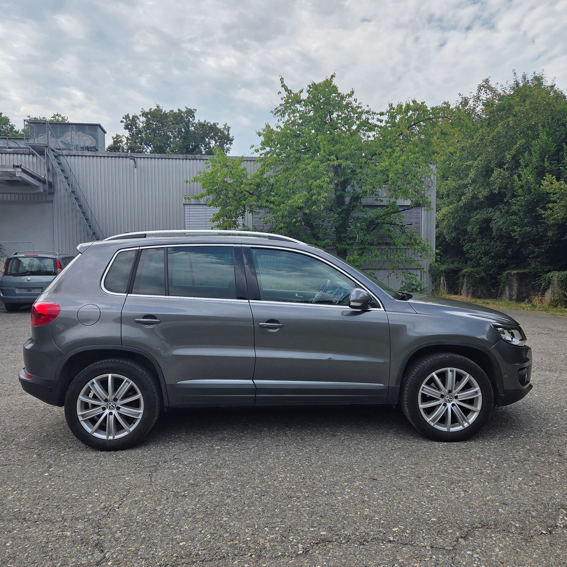 VW Tiguan 2.0 TSI Sport&Style 4Motion DSG-image-7