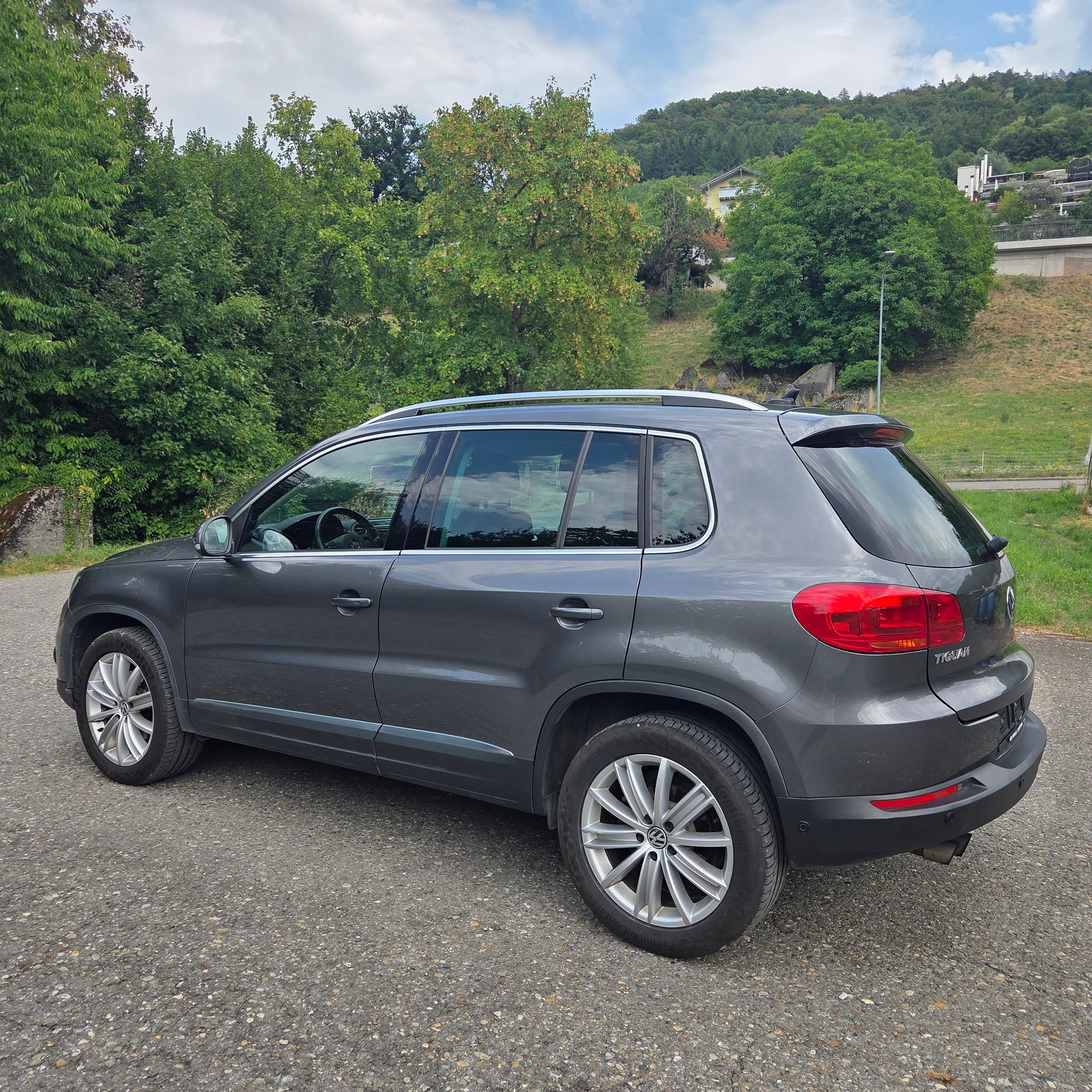 VW Tiguan 2.0 TSI Sport&Style 4Motion DSG-image-4