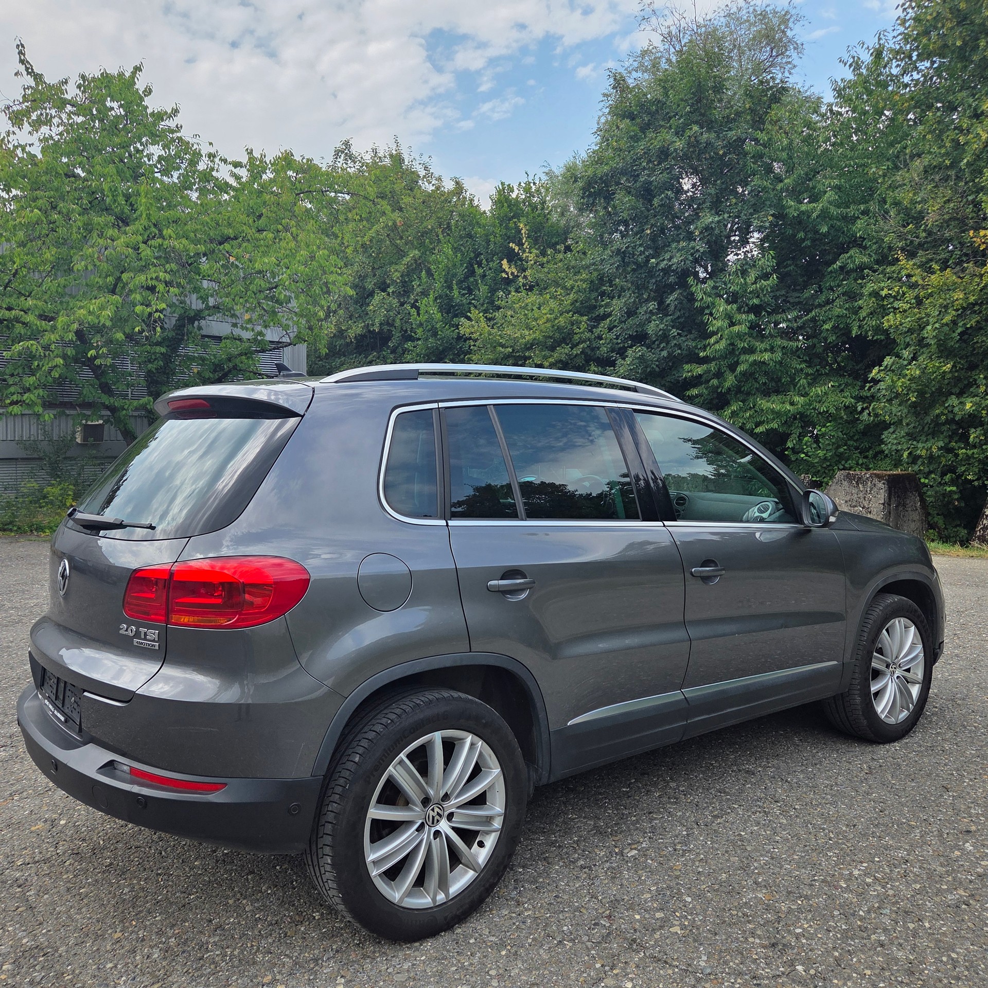 VW Tiguan 2.0 TSI Sport&Style 4Motion DSG-image-5
