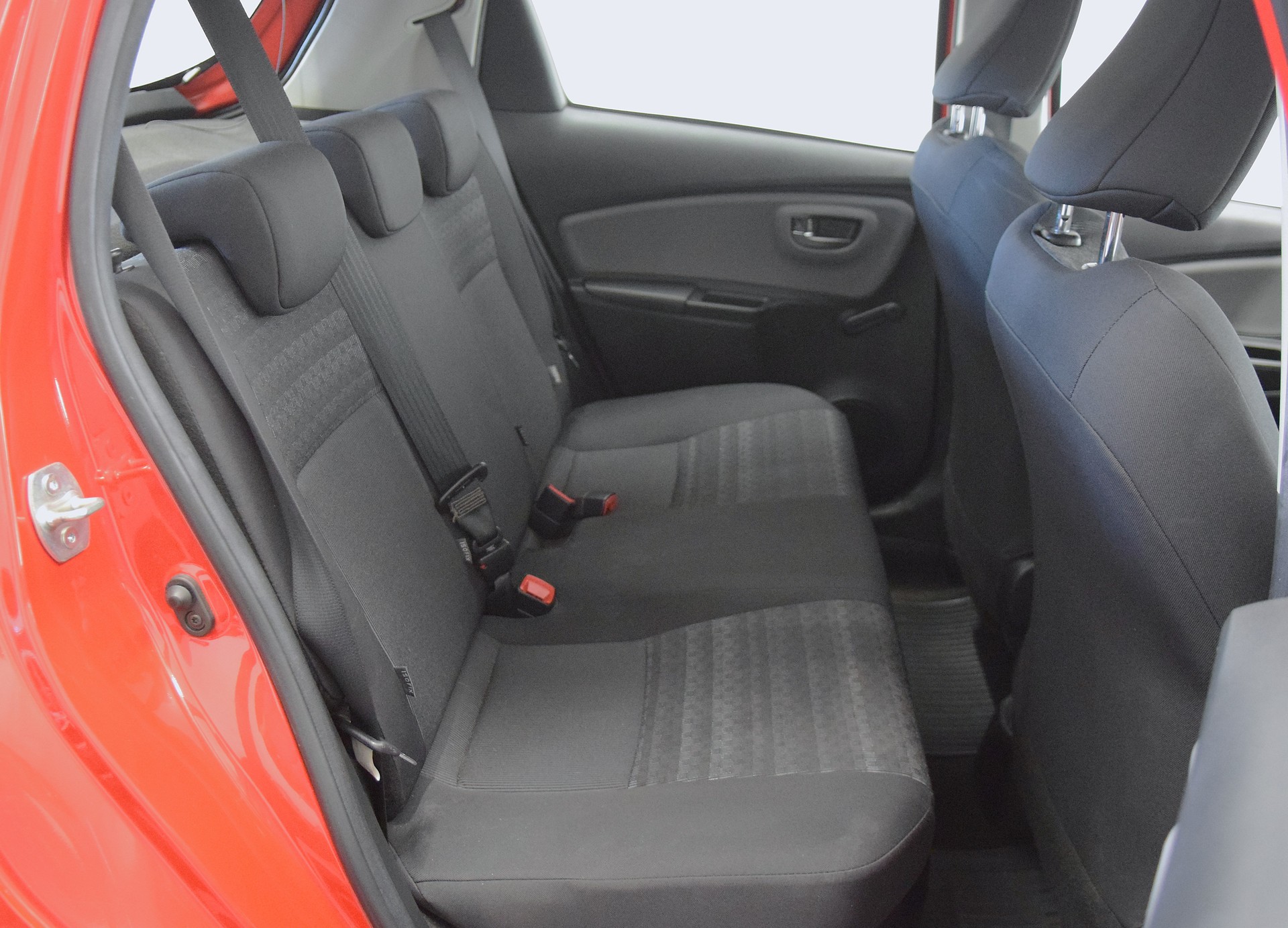 TOYOTA Yaris 1.5 VVT-i Hybrid Style e-CVT-image-9