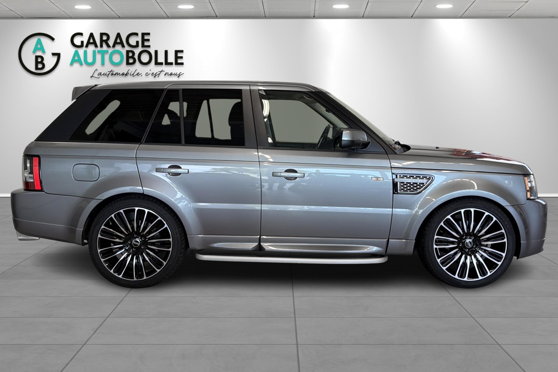 LAND ROVER Range Rover Sport 3.0 TDV6 Autobiography Automatic-image-2