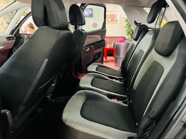 CITROEN Grand C4 Picasso 1.2 Pure Tech Live-image-12