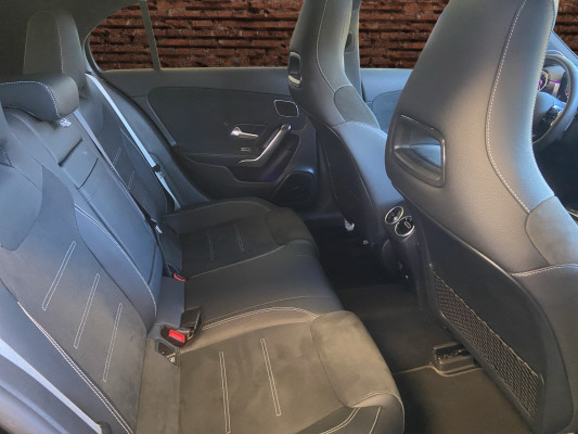 MERCEDES-BENZ A 220 4Matic 8G-DCT-image-12