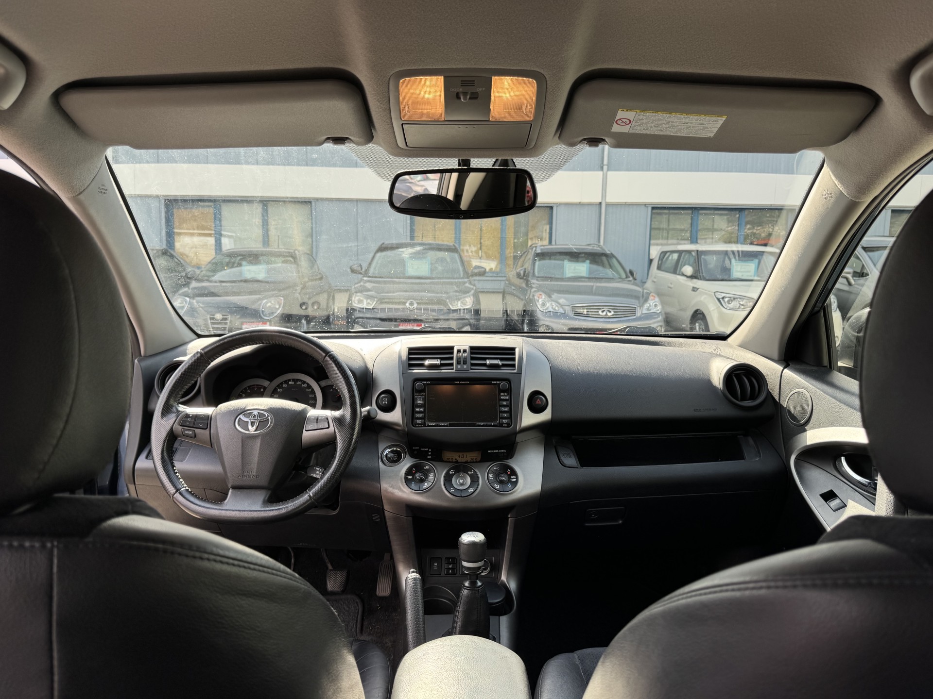TOYOTA RAV-4 2.0 16V Linea Luna-image-10