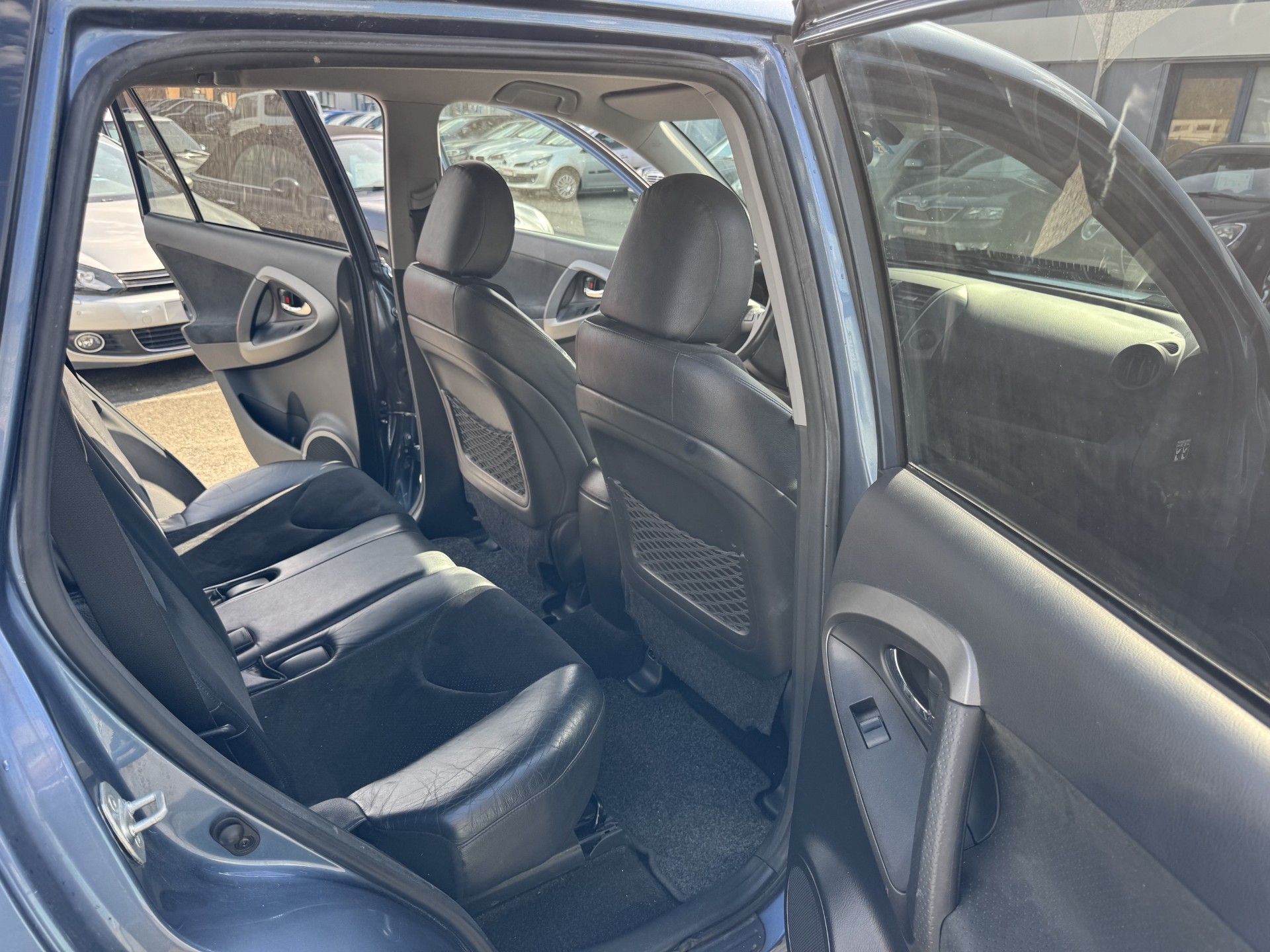 TOYOTA RAV-4 2.0 16V Linea Luna-image-11