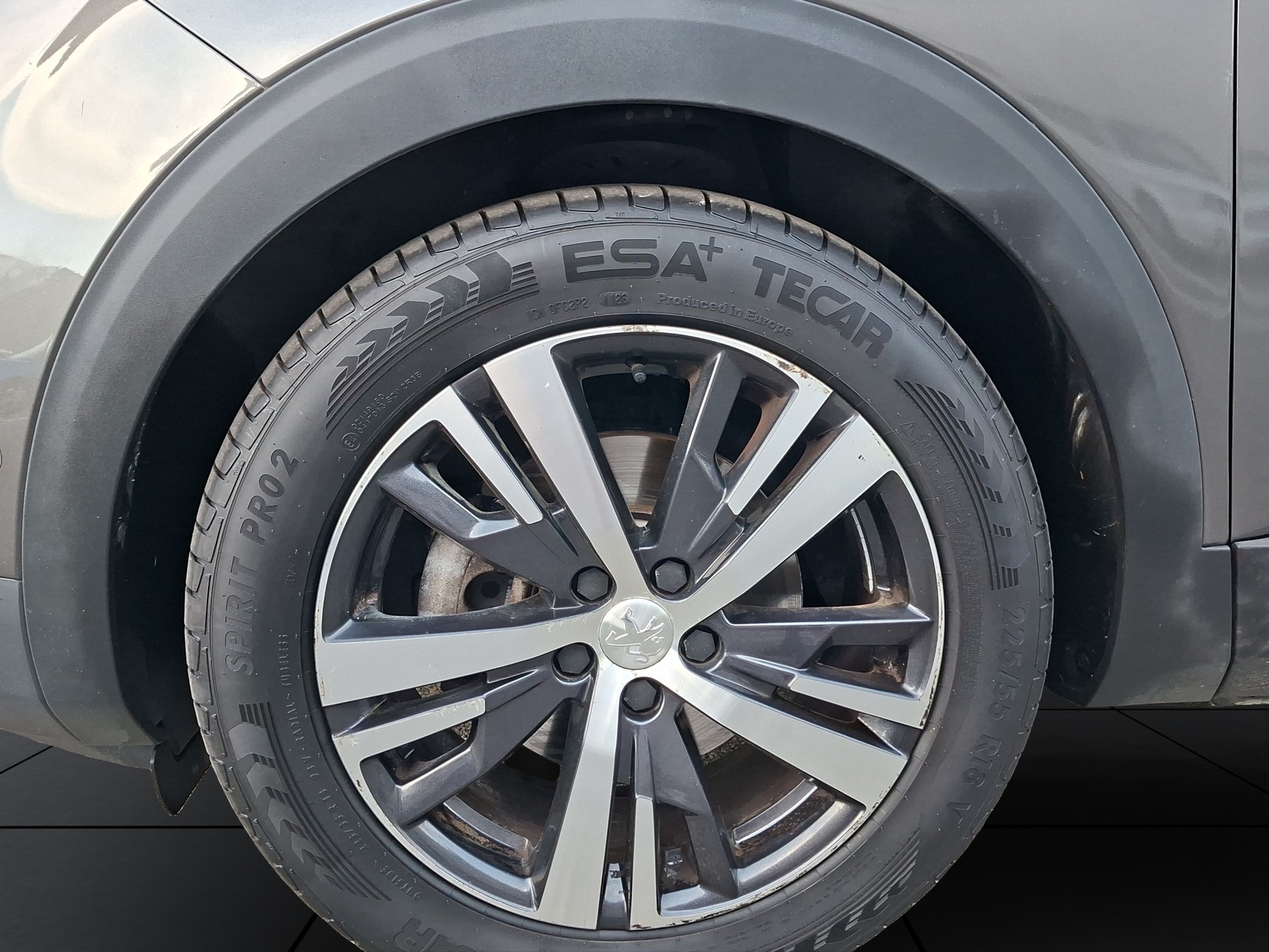 PEUGEOT 3008 1.2 PureTech GT Line-image-9