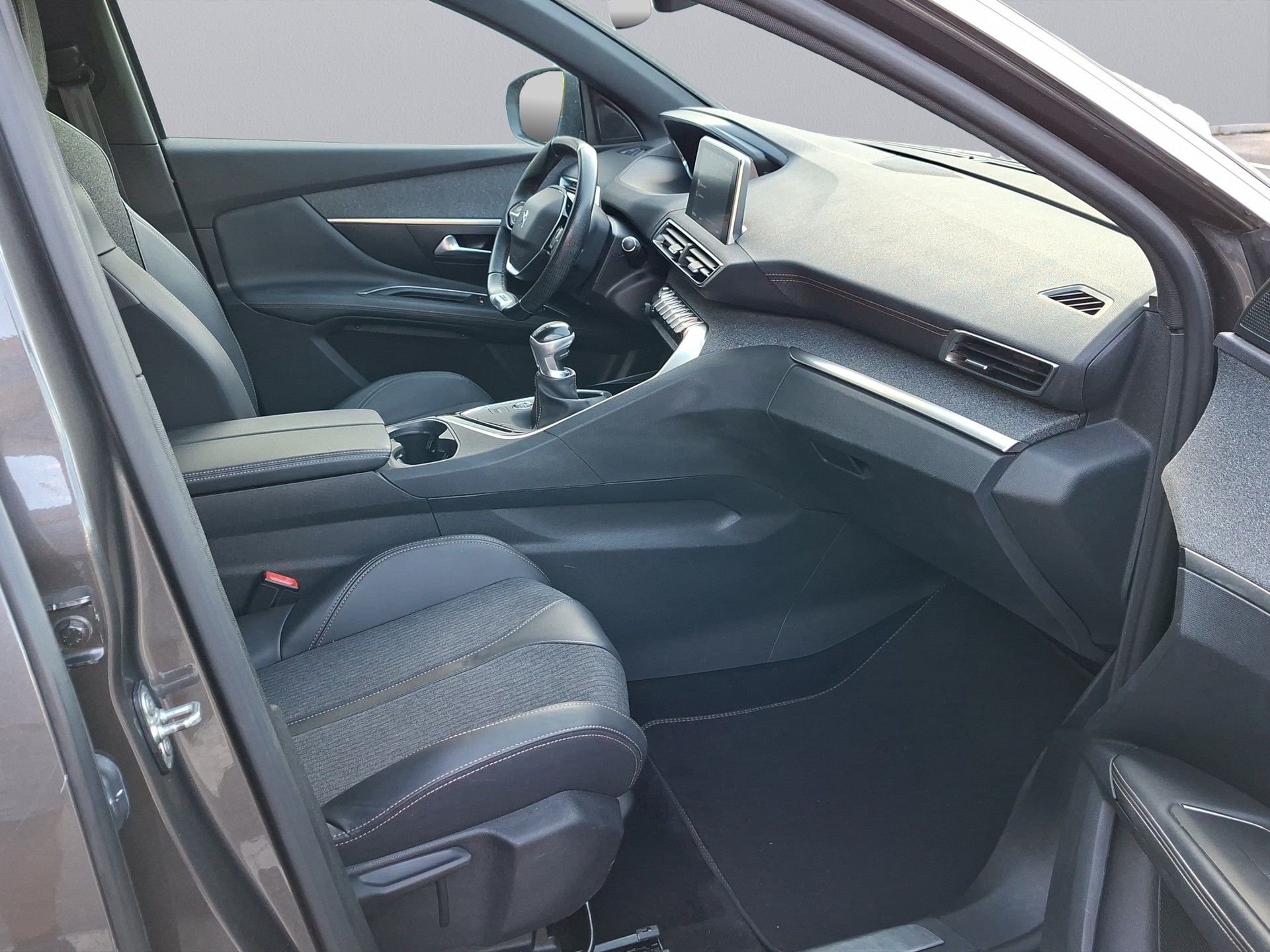 PEUGEOT 3008 1.2 PureTech GT Line-image-20