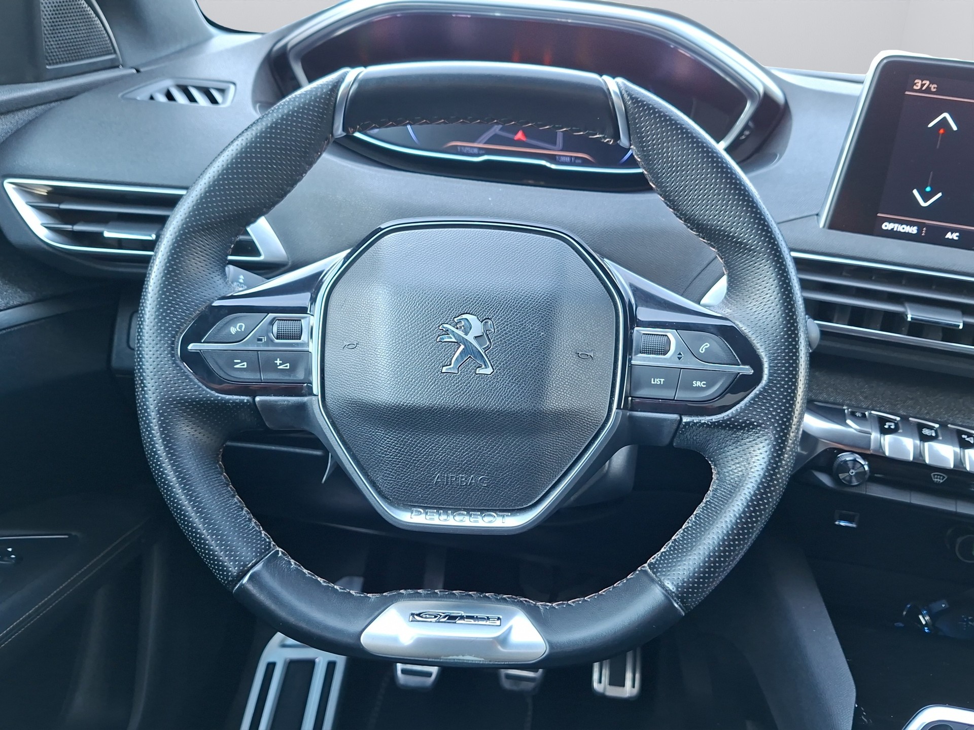 PEUGEOT 3008 1.2 PureTech GT Line-image-10