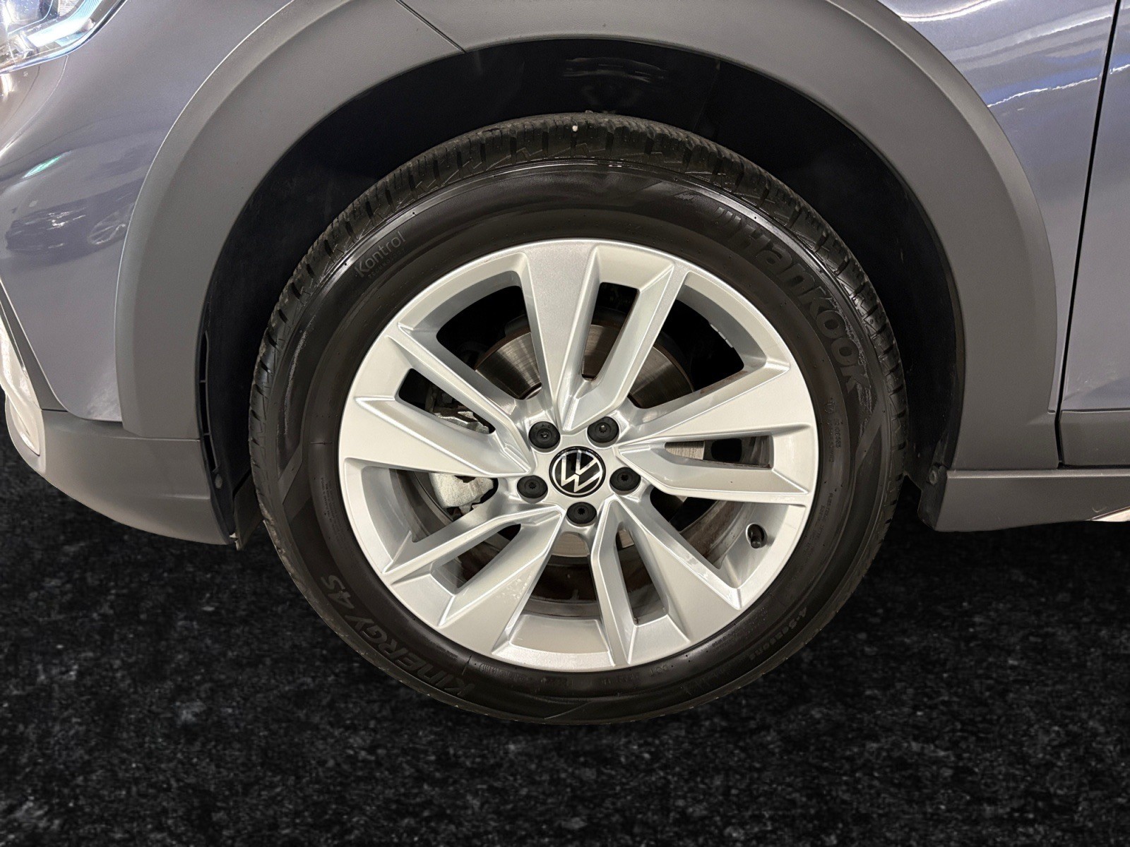 VW Taigo 1.0 TSI Life DSG-image-15