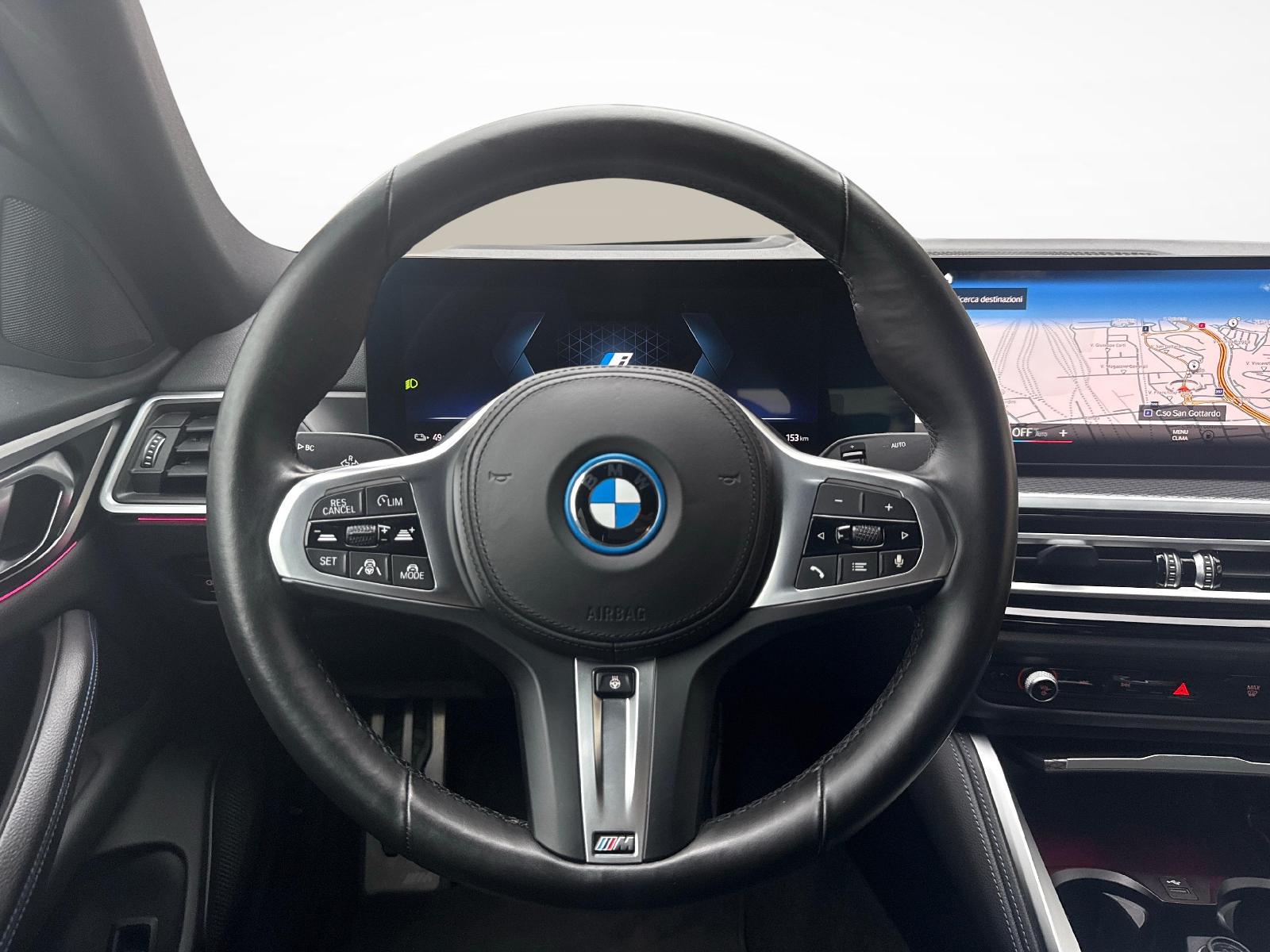 BMW i4 eDrive40-image-15