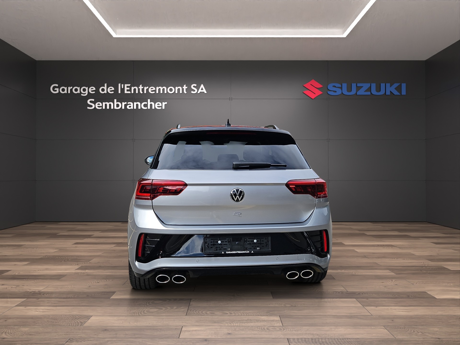 VW T-Roc 2.0 TSI R DSG 4Motion-image-4