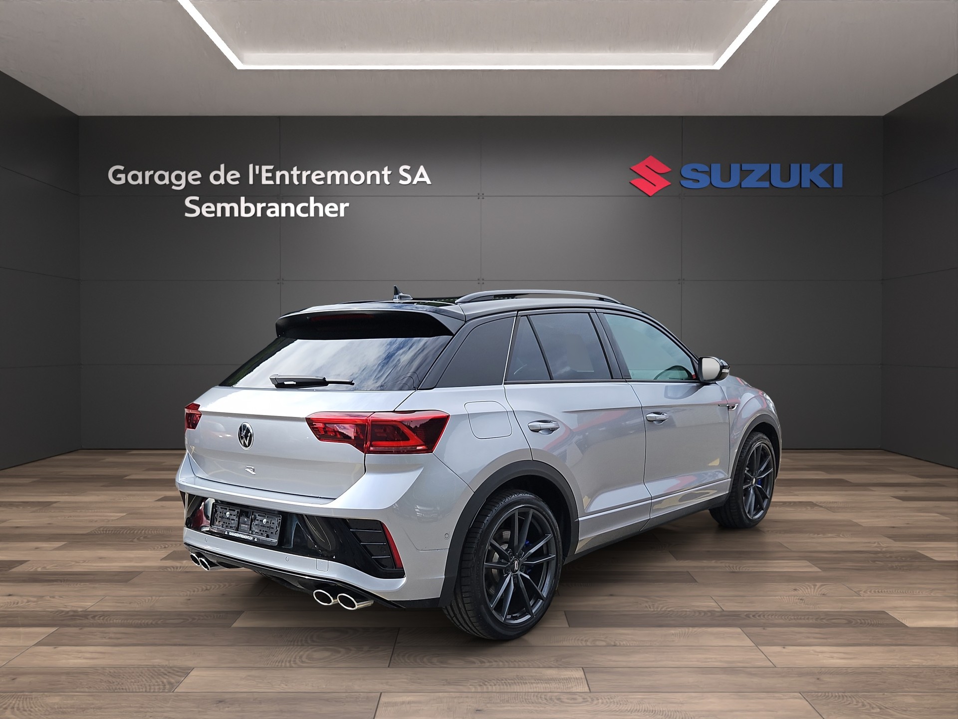 VW T-Roc 2.0 TSI R DSG 4Motion-image-5