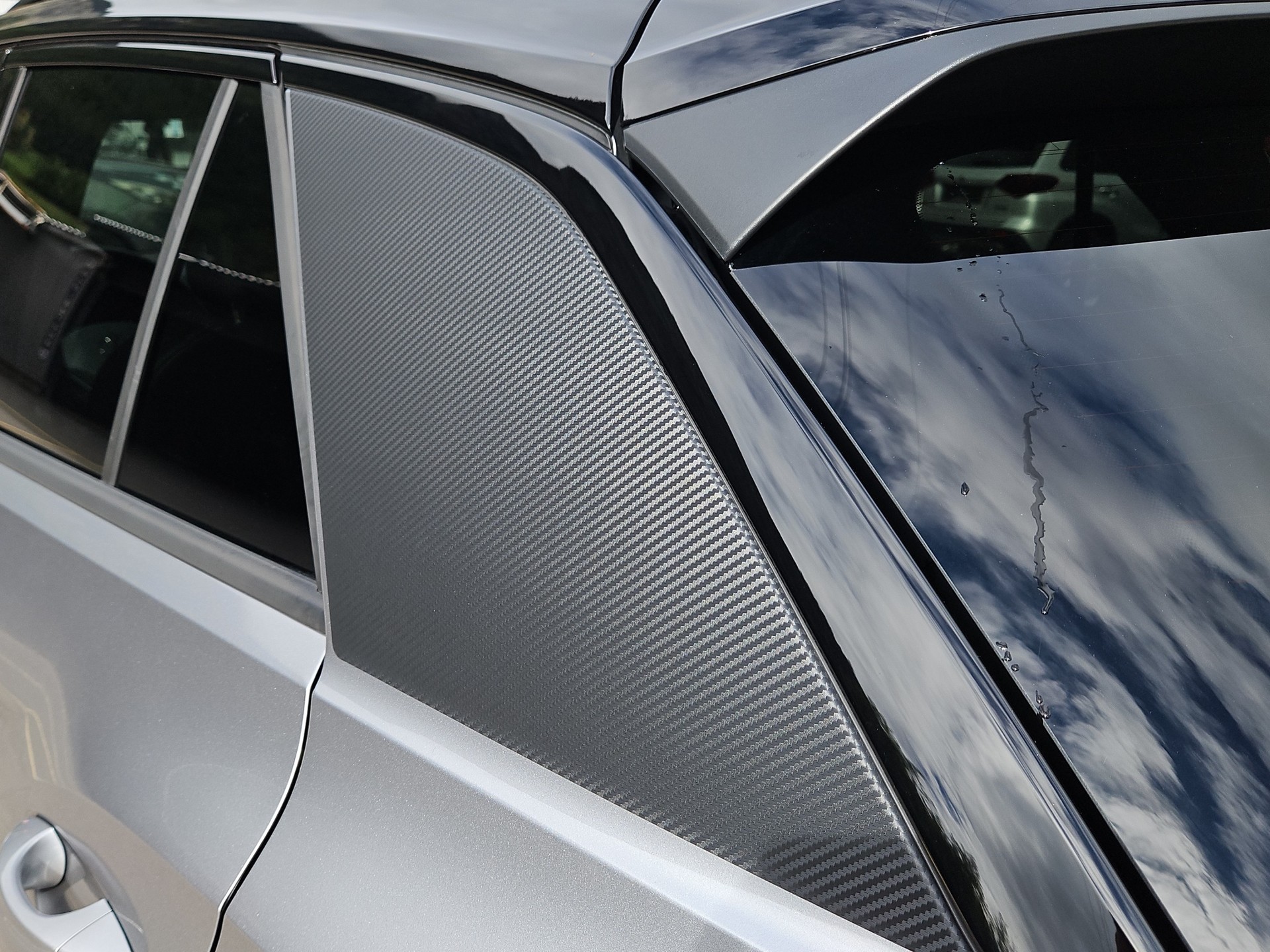 VW T-Roc 2.0 TSI R DSG 4Motion-image-14