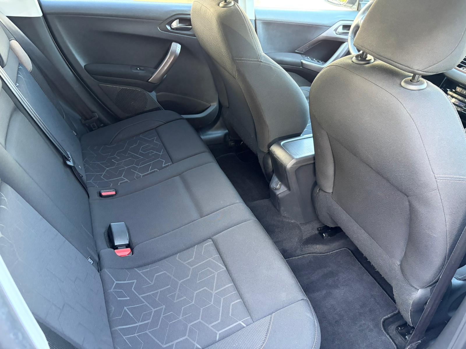 PEUGEOT 2008 1.6 VTI Style Automatic-image-15