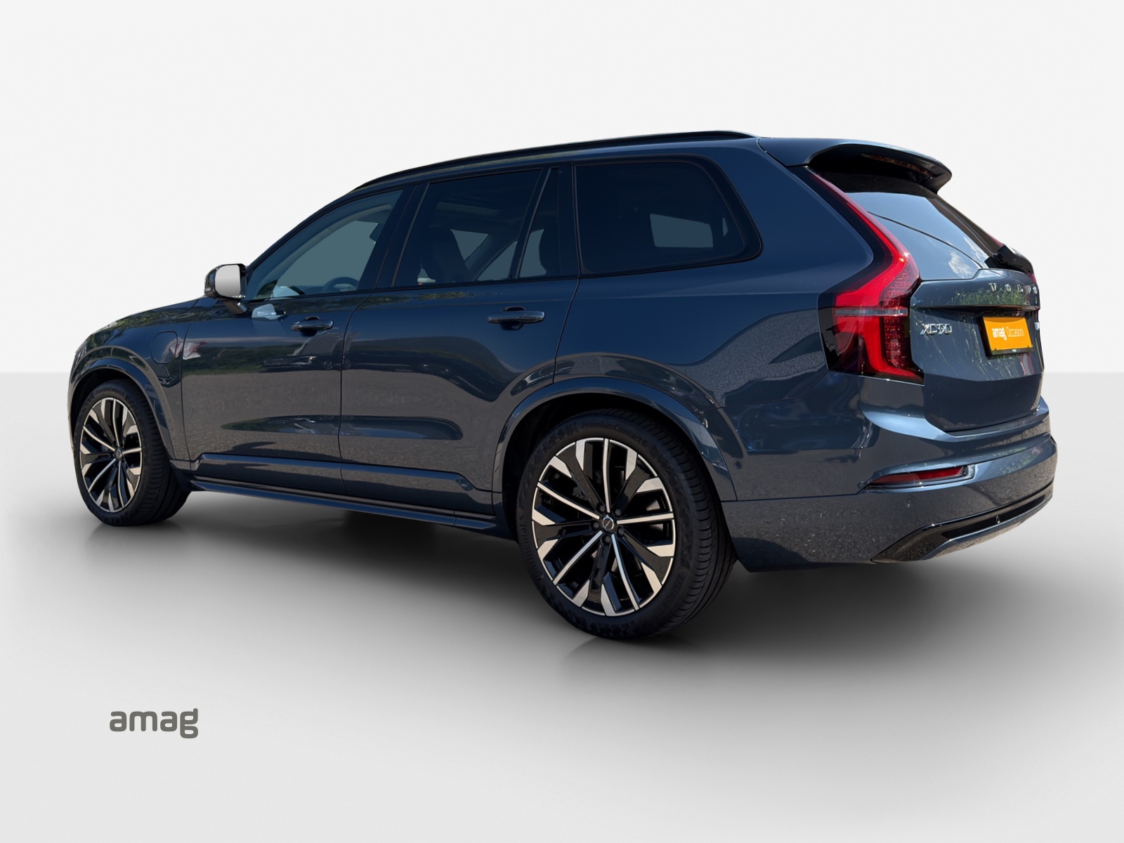 VOLVO XC90 T8 eAWD PluginHybrid Ultra Dark Geartronic-image-2