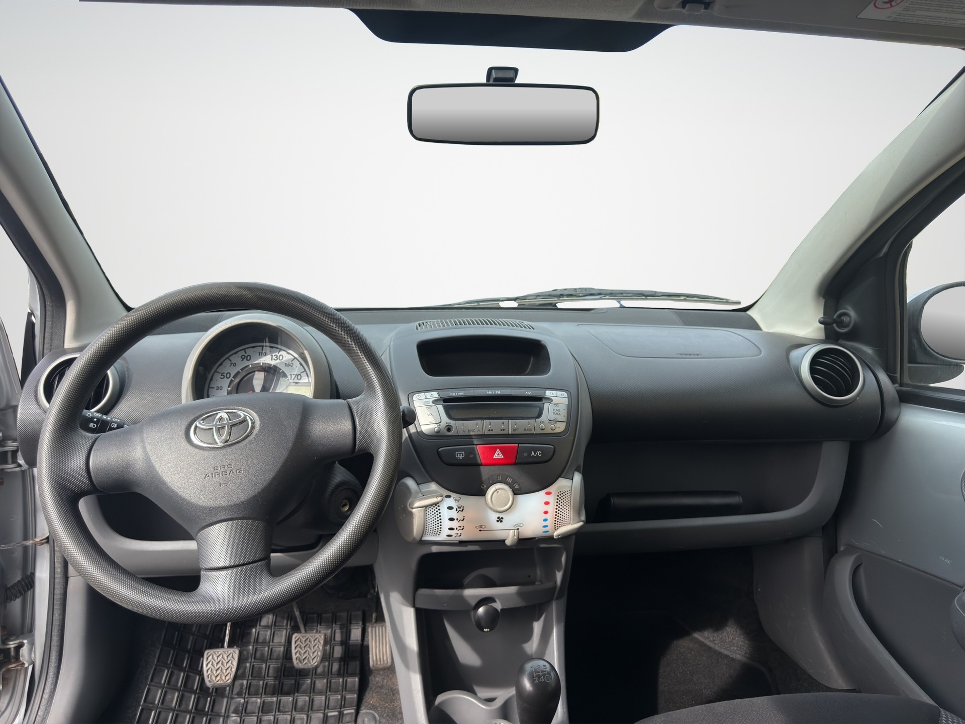 TOYOTA Aygo 1.0 Linea Luna-image-11
