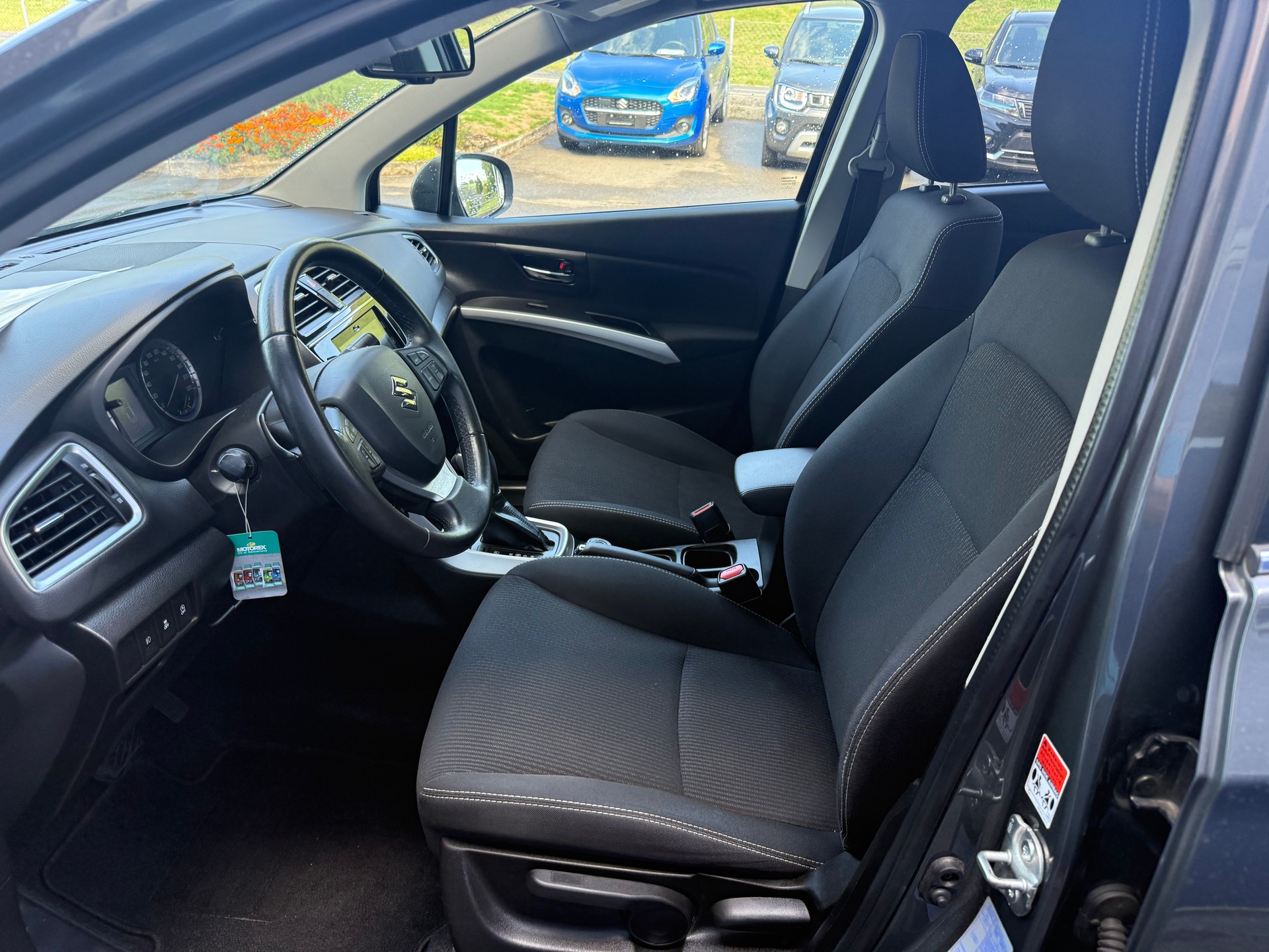 SUZUKI SX4 S-Cross 1.4 16V Compact+ 4WD Automatic-image-5