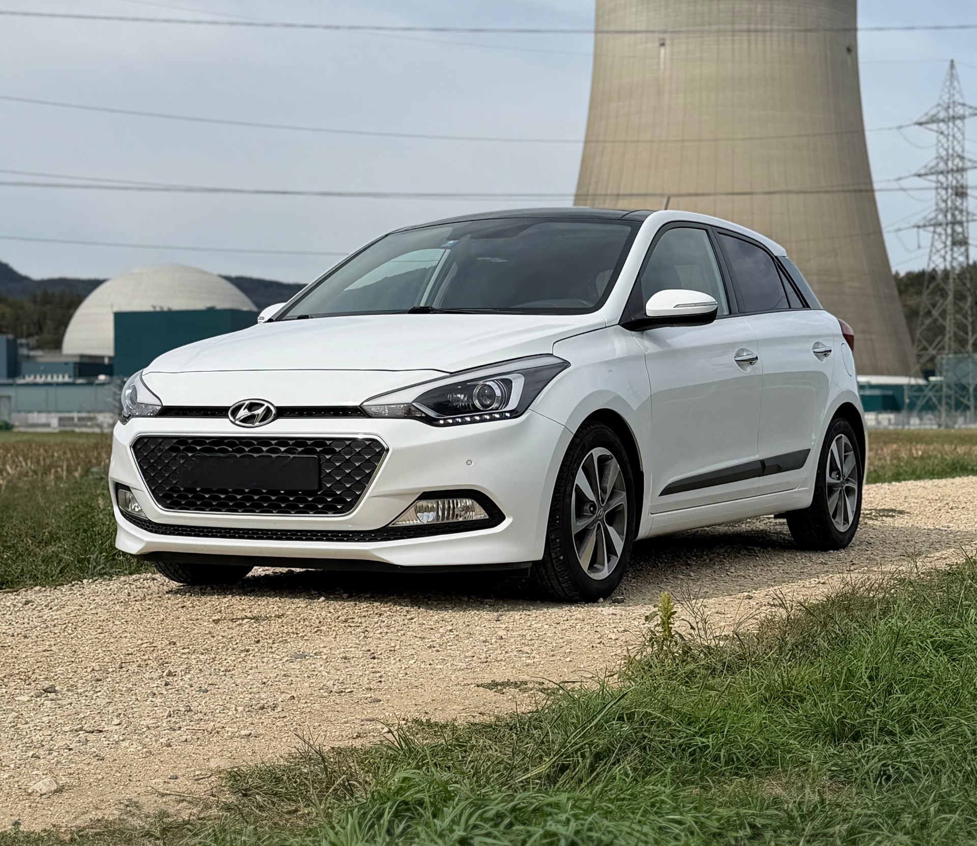 HYUNDAI i20 1.4 Vertex Automatic LEASING FINANZIERUNG MÖGLICH-image-0