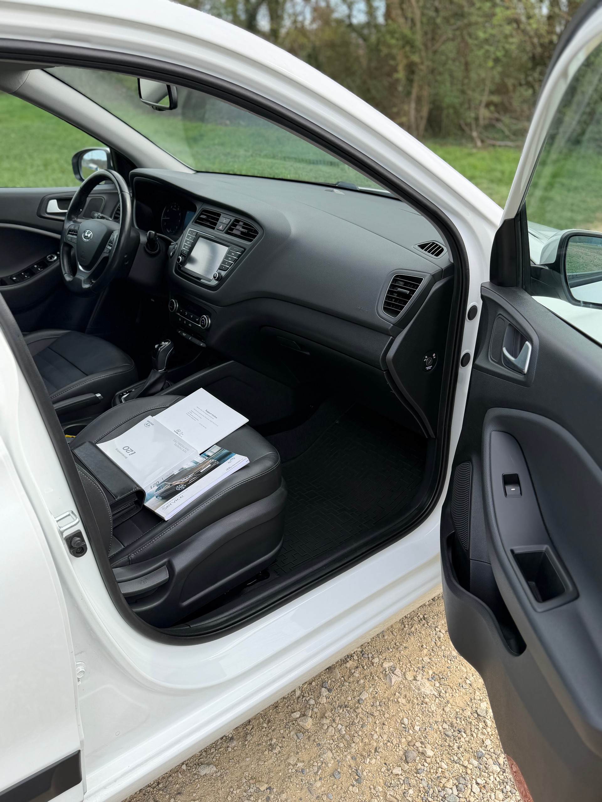 HYUNDAI i20 1.4 Vertex Automatic LEASING FINANZIERUNG MÖGLICH-image-10
