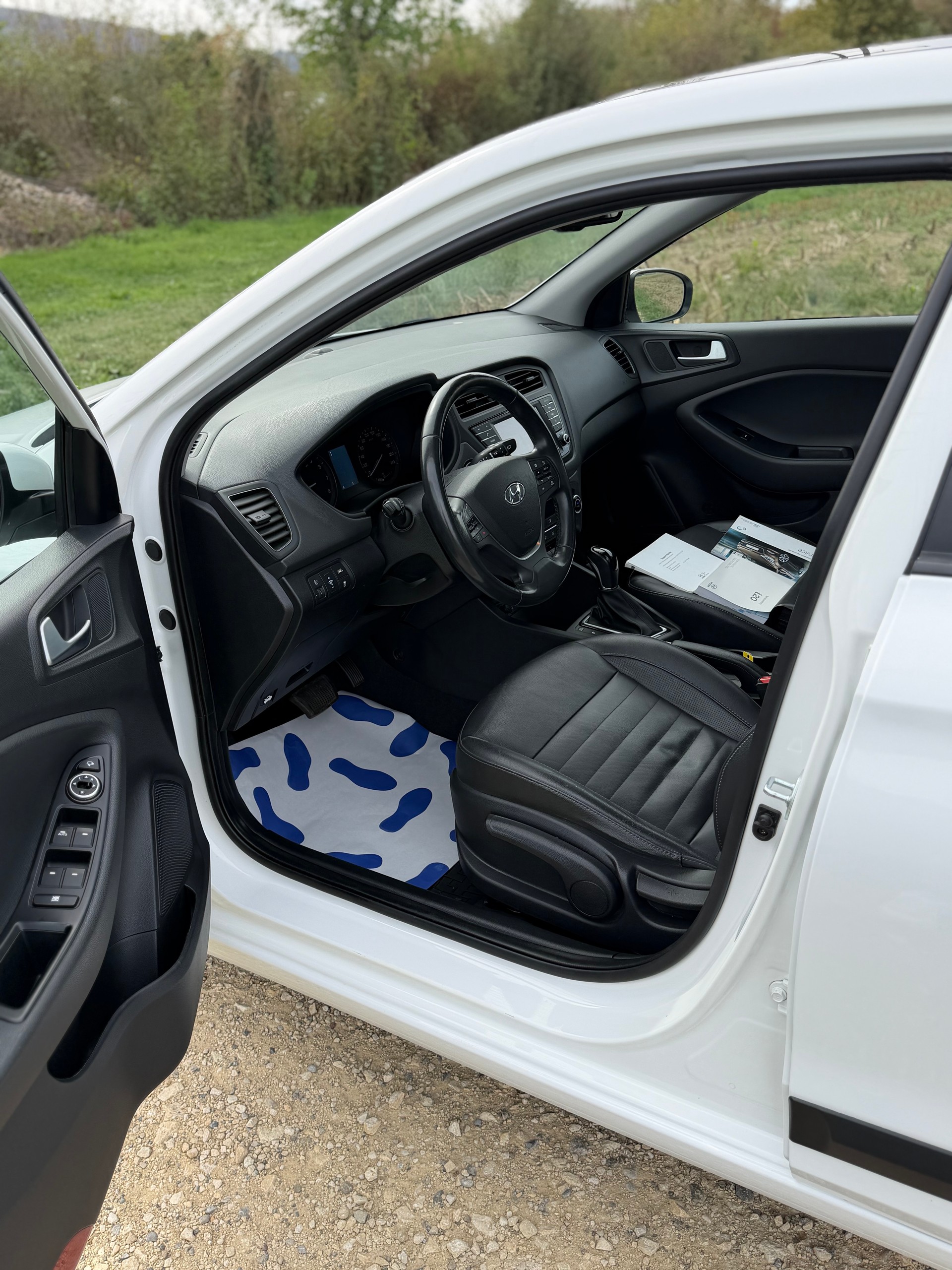 HYUNDAI i20 1.4 Vertex Automatic LEASING FINANZIERUNG MÖGLICH-image-6