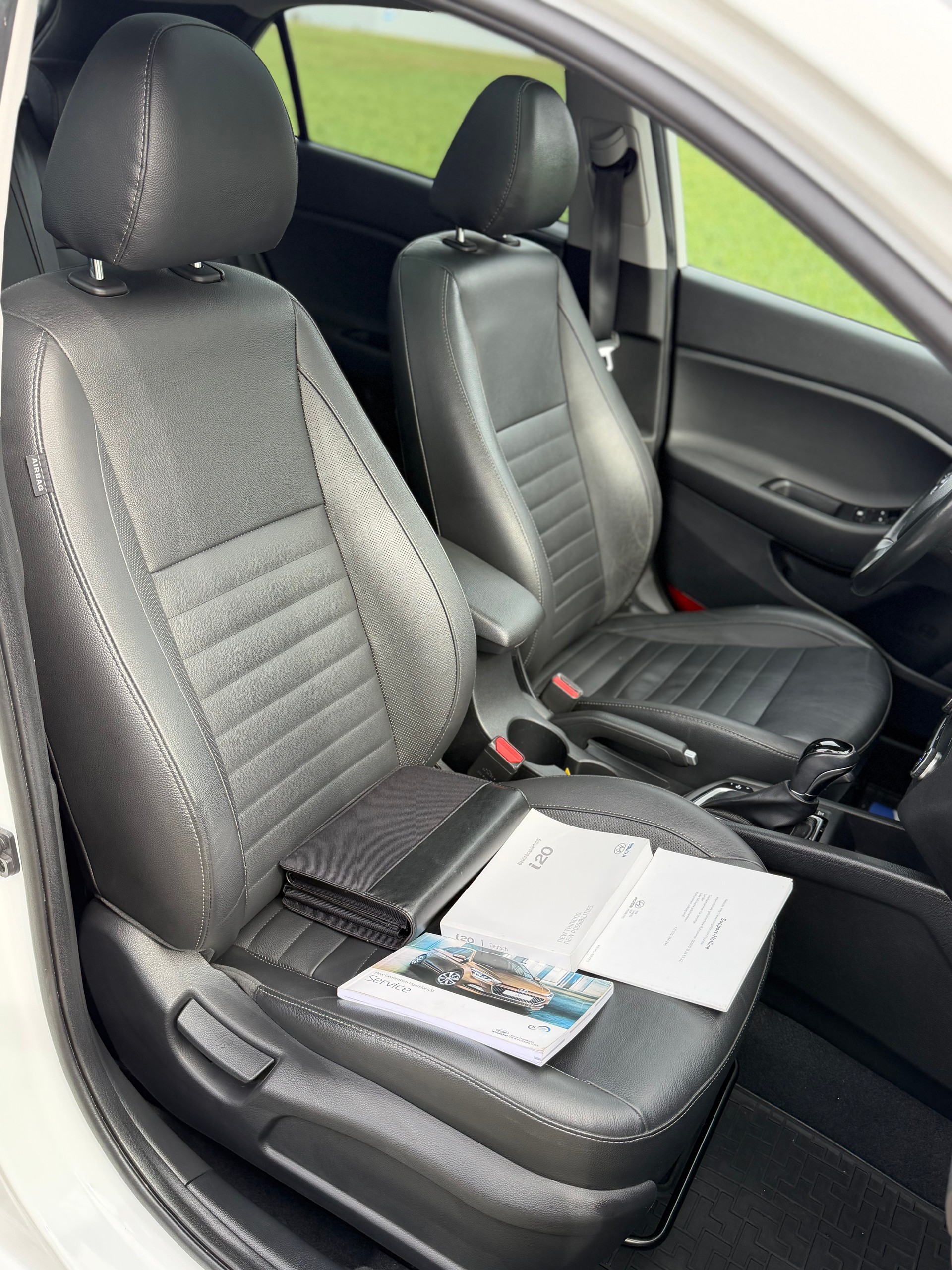 HYUNDAI i20 1.4 Vertex Automatic LEASING FINANZIERUNG MÖGLICH-image-11