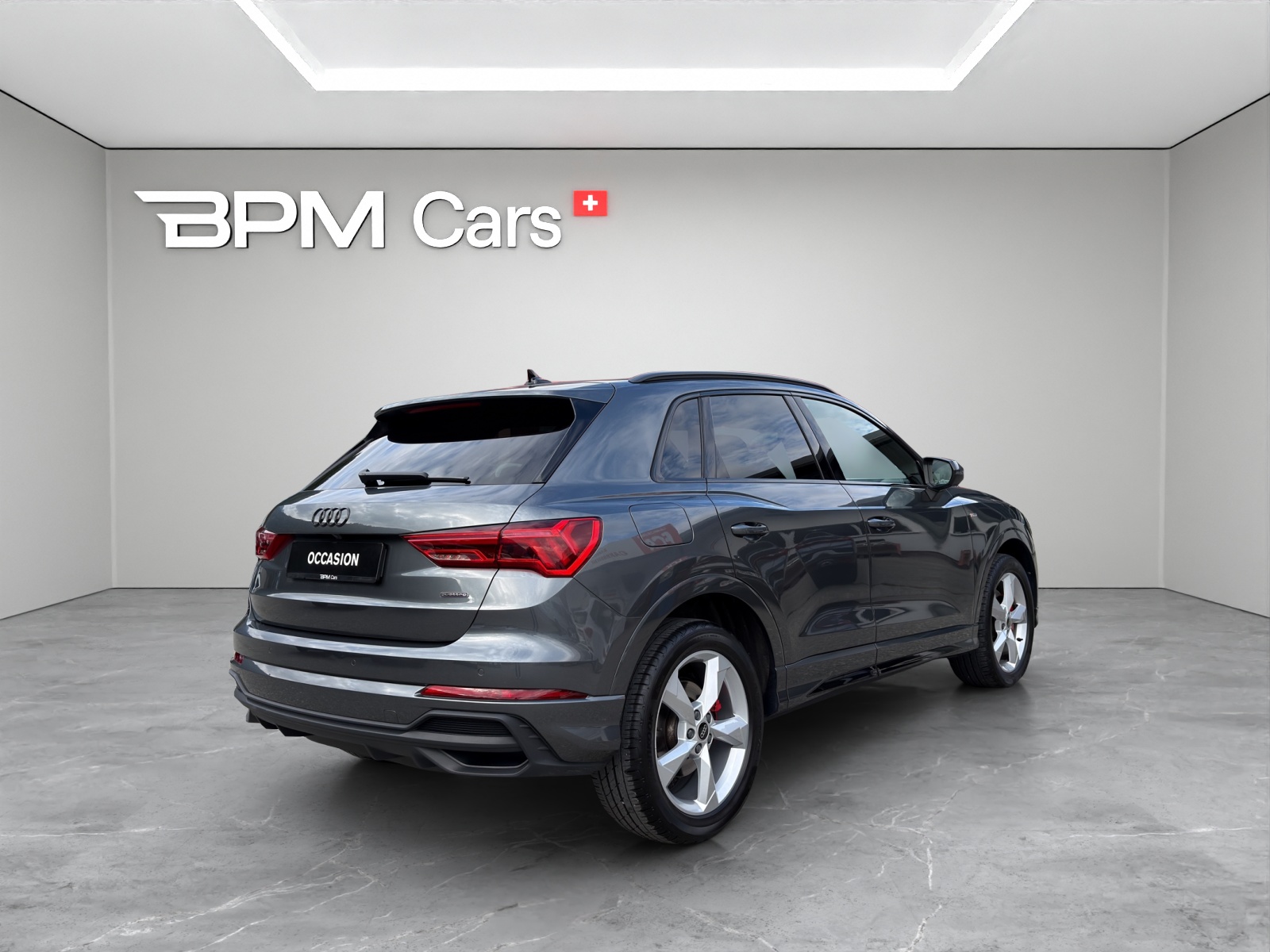 AUDI Q3 2.0 40 TFSI S line quattro S-Tronic-showroom-element-3