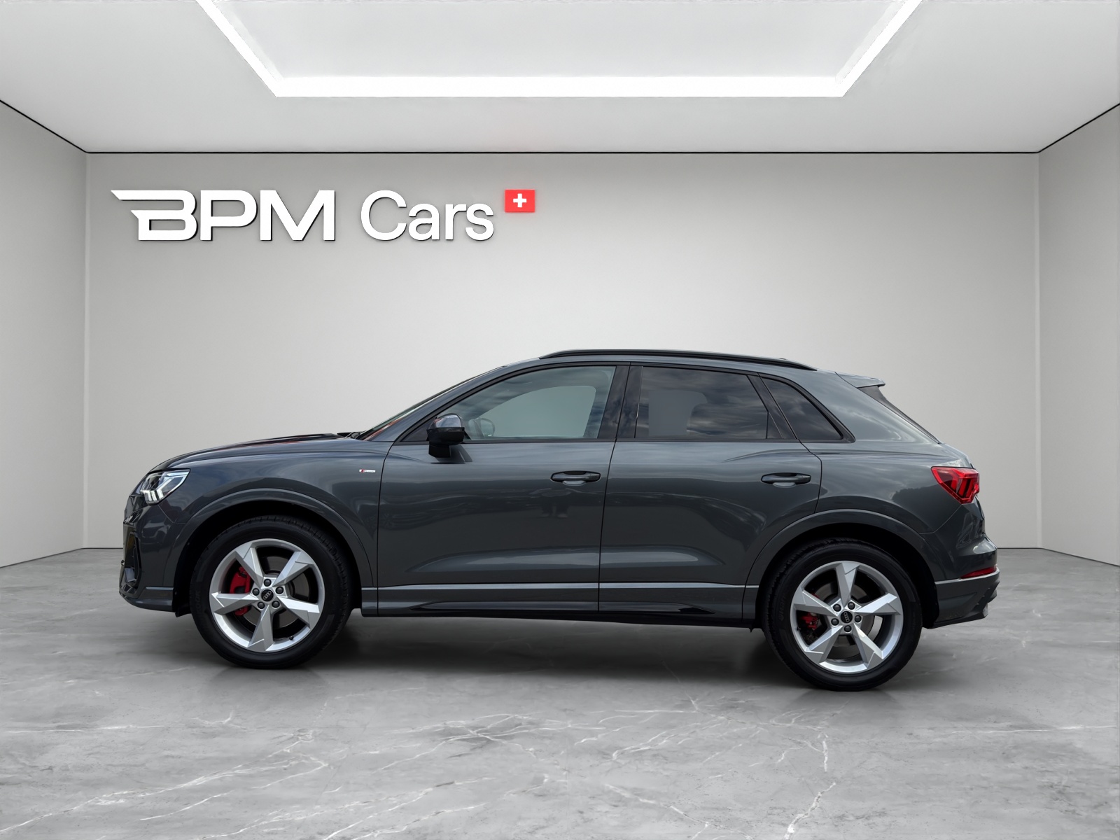 AUDI Q3 2.0 40 TFSI S line quattro S-Tronic-image-18