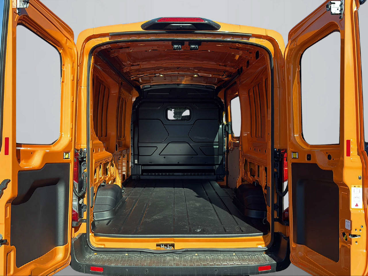 FORD E-Transit Van 425 L3H2 89kWh Trend-image-9