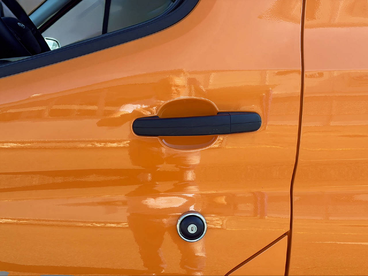 FORD E-Transit Van 425 L3H2 89kWh Trend-image-8