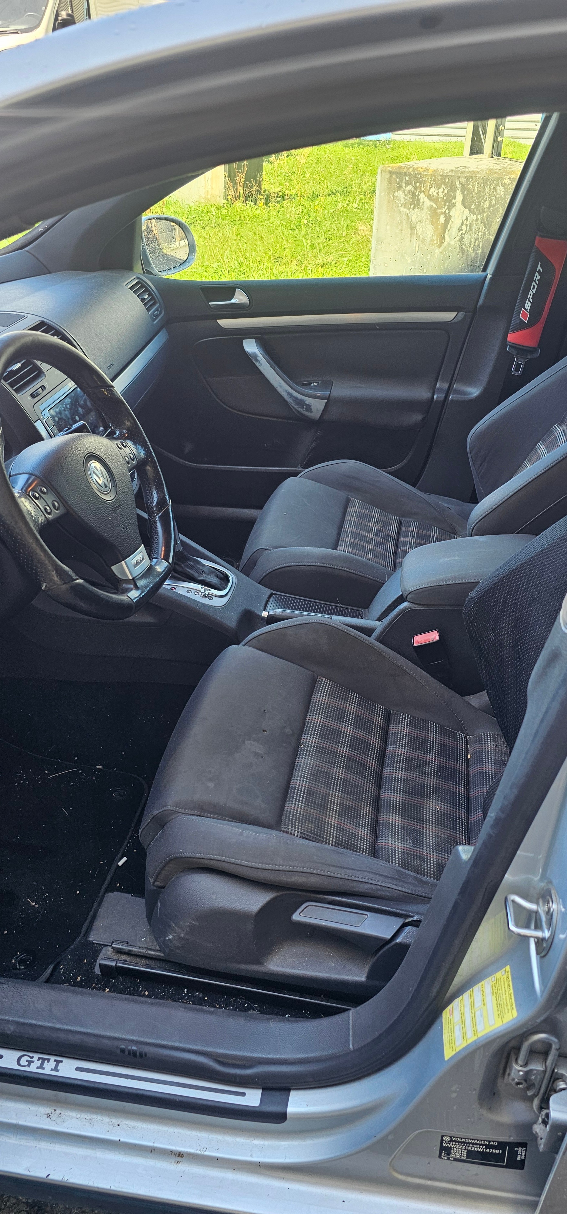 VW Gti-image-7